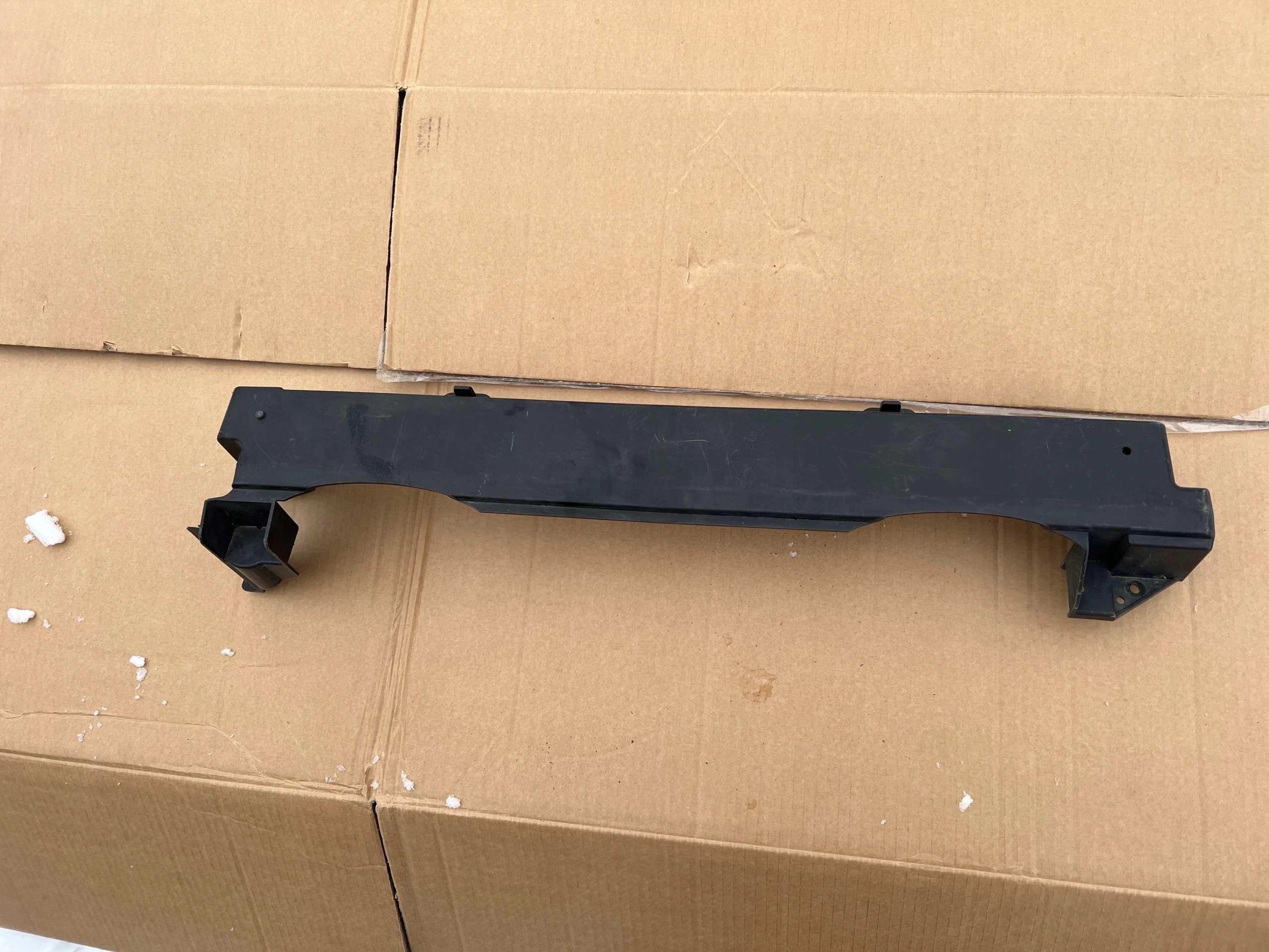 BMW E71 X6 M50D frame cover radiator 7576271 original