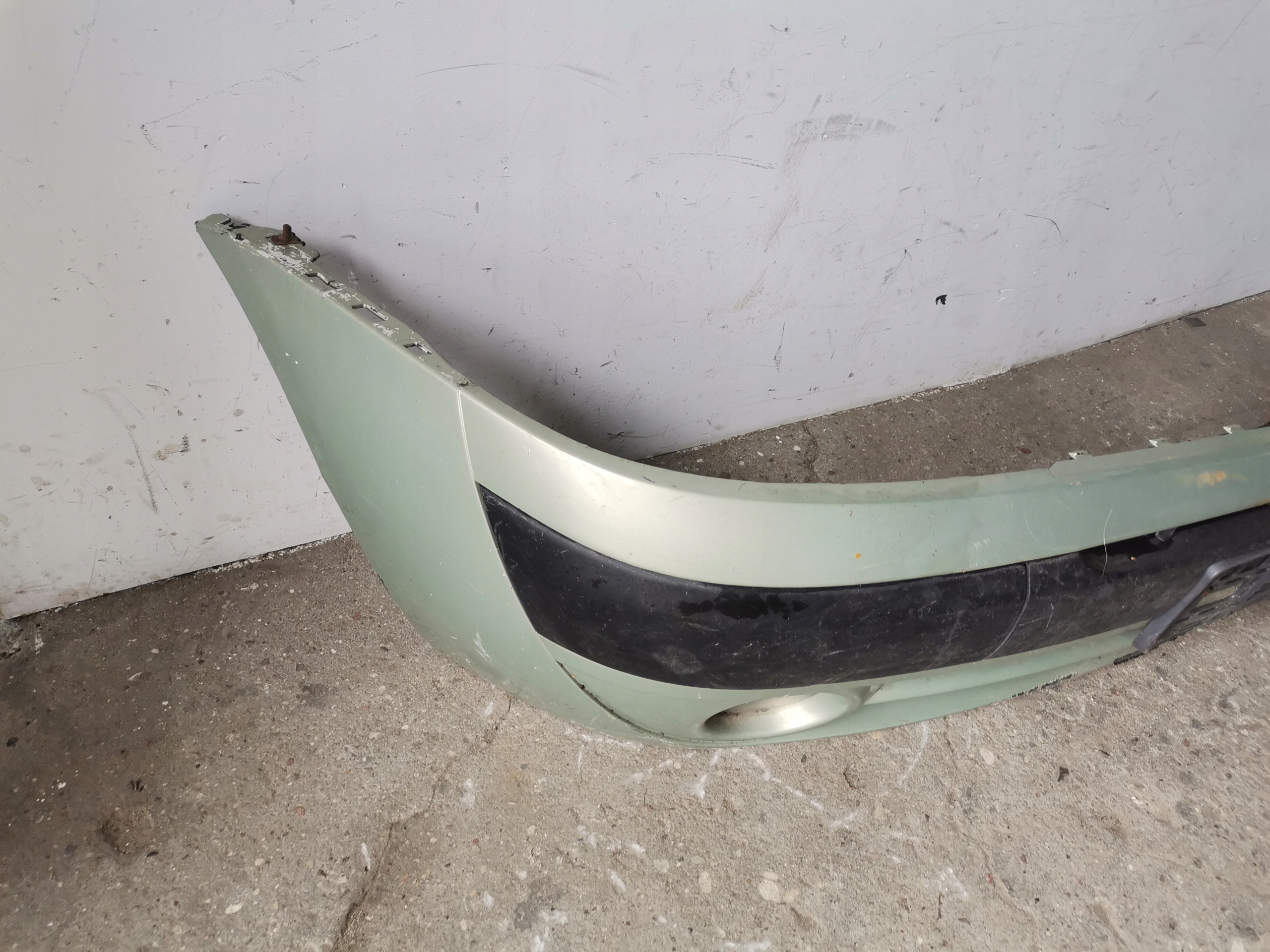 bumper front front RENAULT THALIA and CLIO II 8200102602