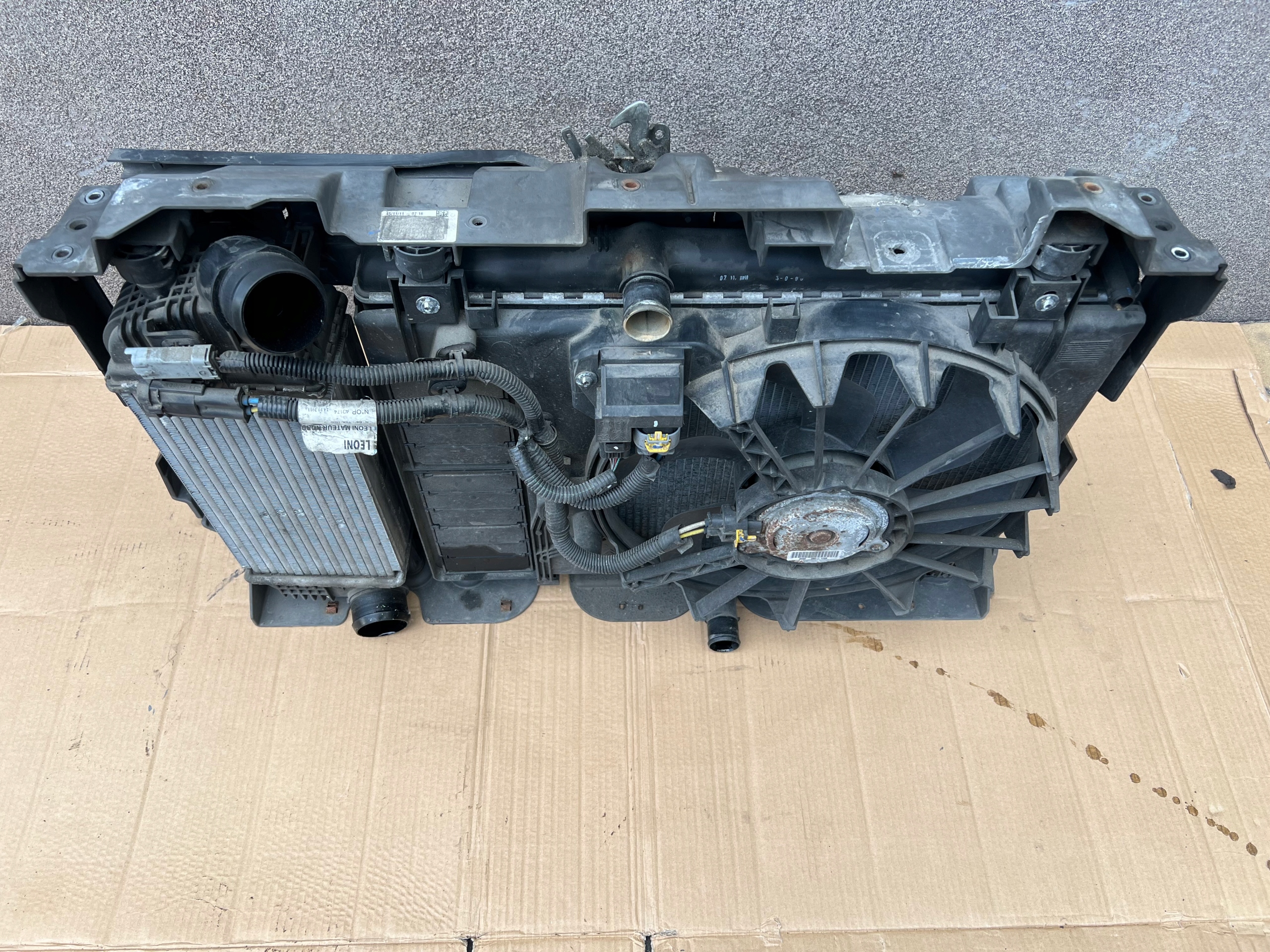 CITROEN C5 III CX7 LIFT 2.0 HDI PAS WZMOCNIENIE CHŁODNICE