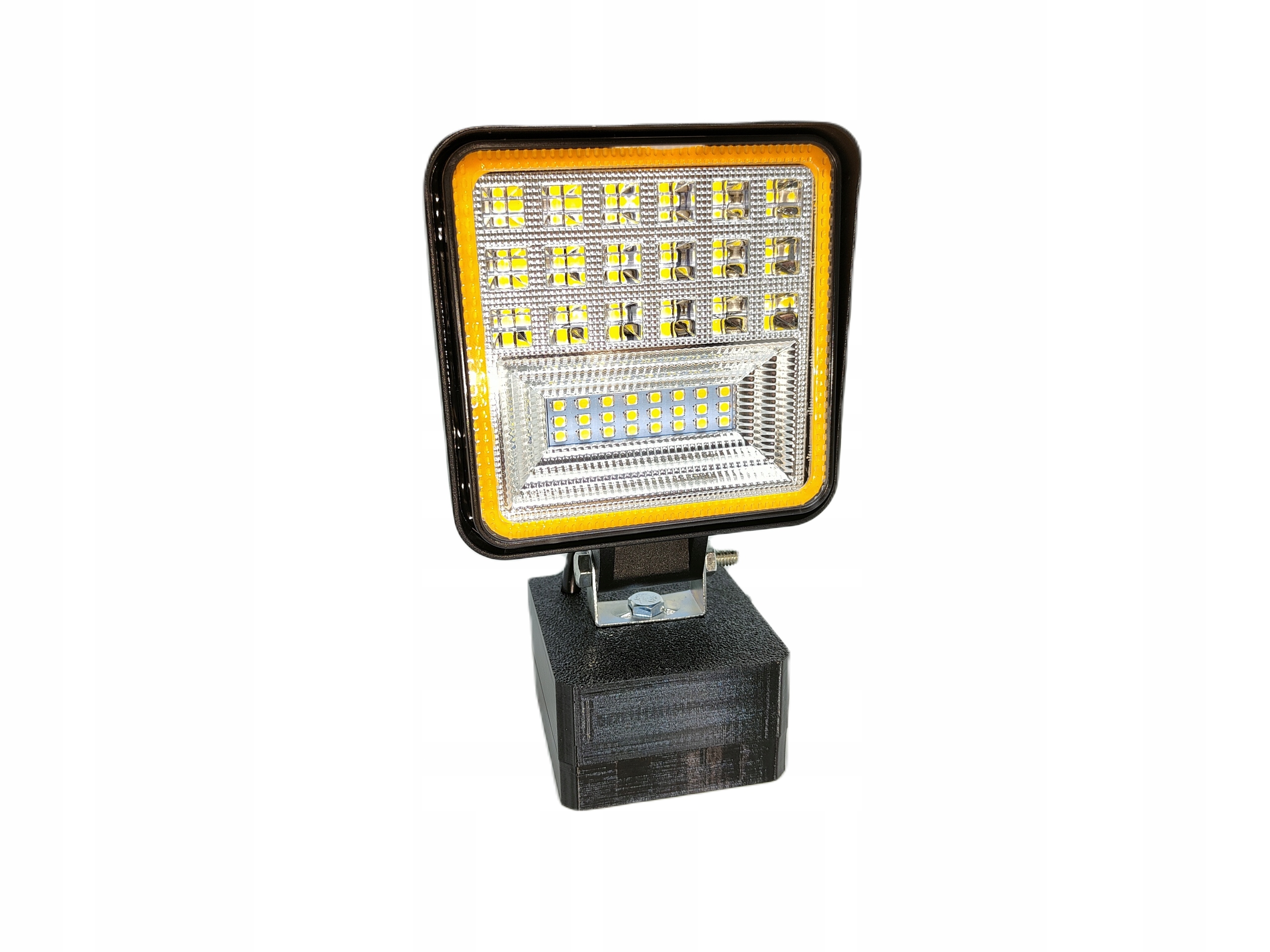 Lampa latarka na akumulator LUX Tools 20V