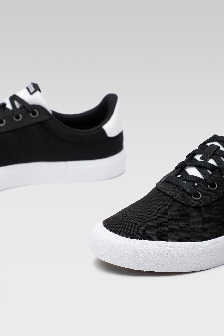 ADIDAS BUTY VULCRAID3R GY5496 # 42 2/3 Kod producenta GY5496