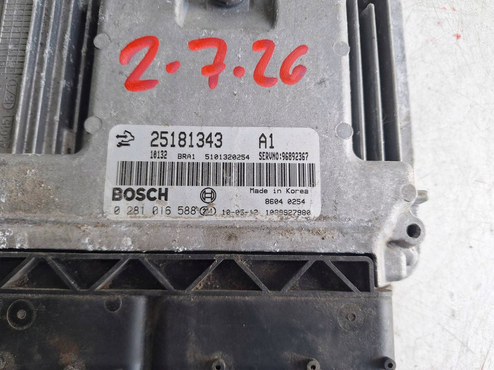 CHEVROLET computer control unit of the engine 25181343 BOSCH 0281016588