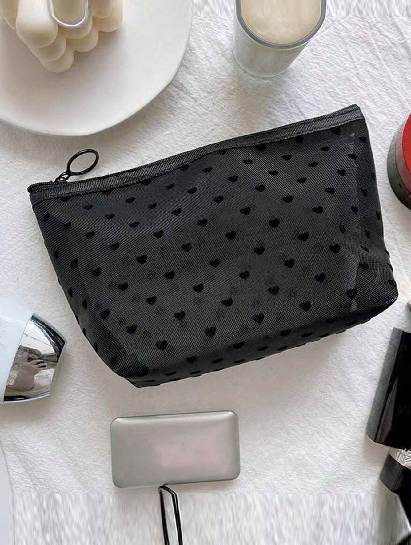 KOSMETYCZKA KUFEREK W SERDUSZKA NA ZAMEK SIATECZKOWA CZARNA MINI TRAPEZ Marka Edibazzar