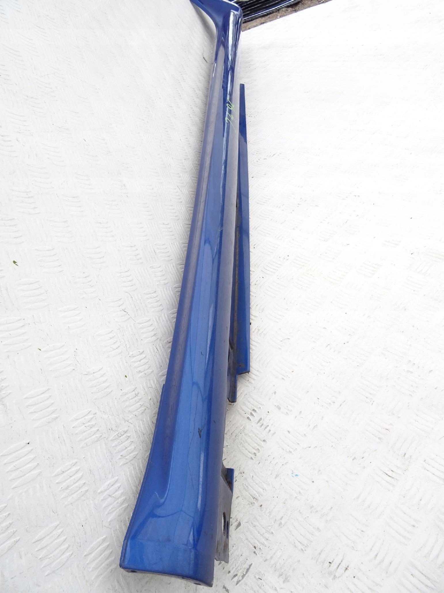 Audi RS4 B9 8K9 moulding threshold threshold left