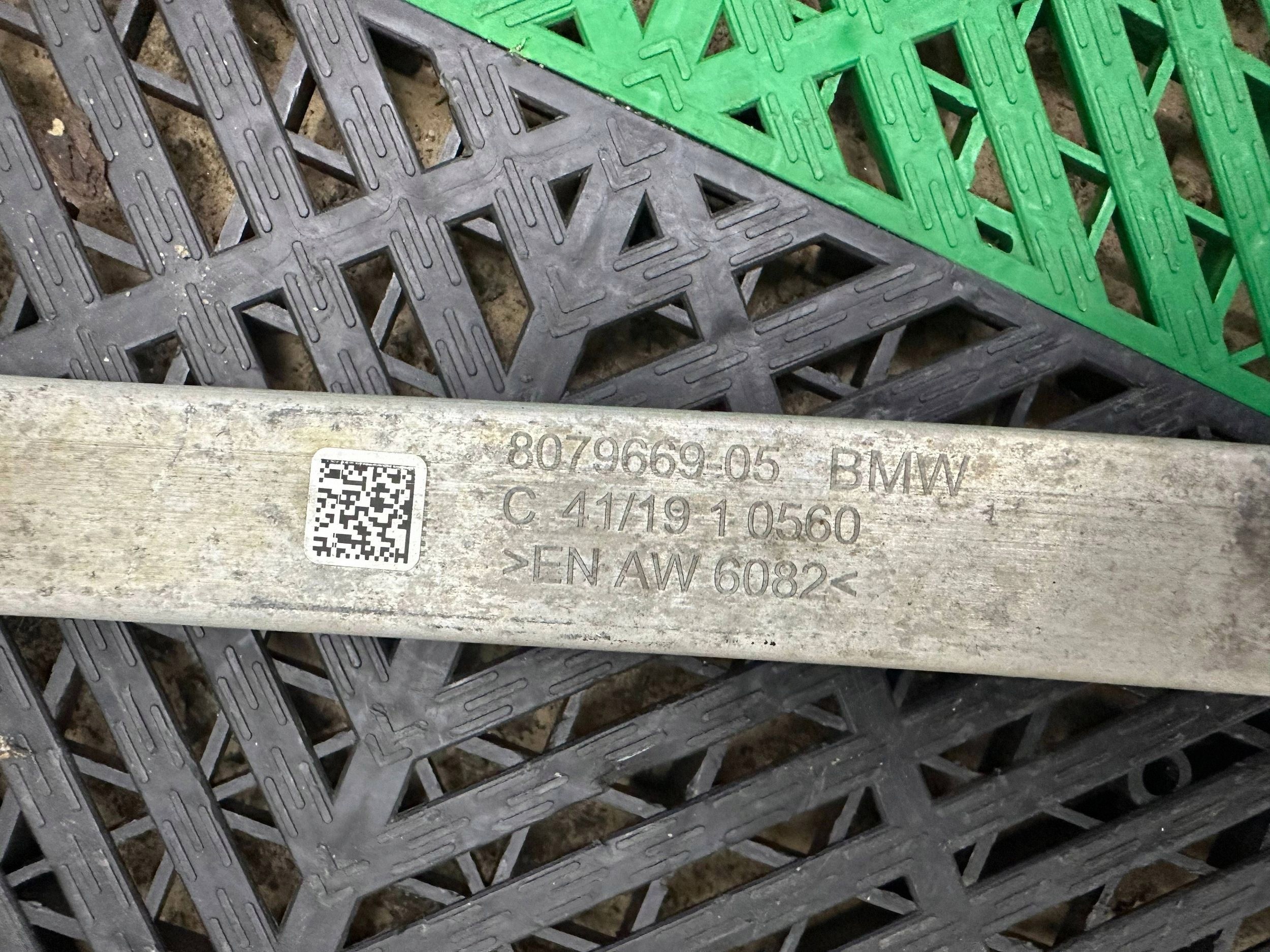 bumper support of the front front BMW 3 G20 G21 8079669