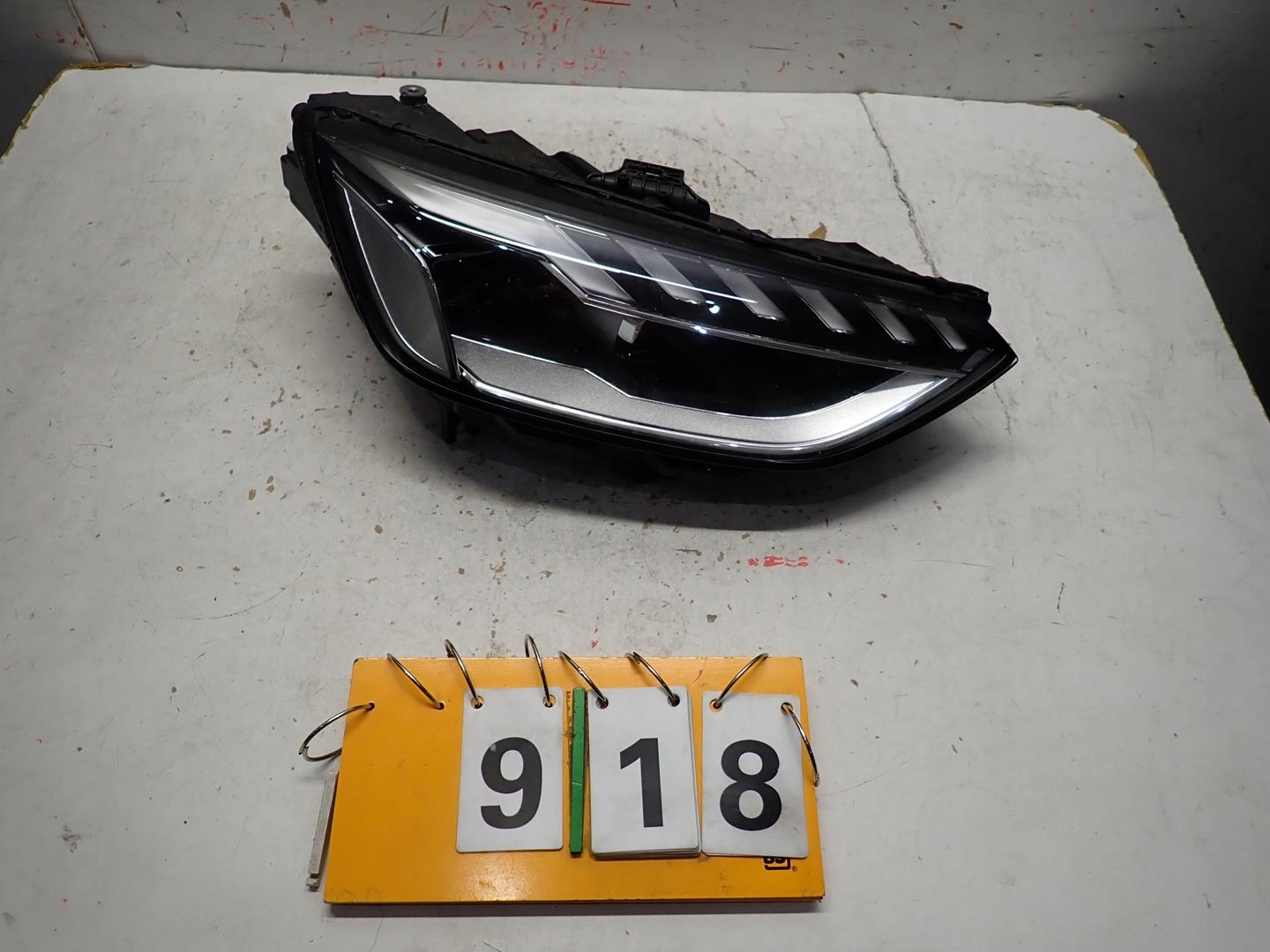 light front front right AUDI A4 B9 LIFT 2019- FULL LED 8W0941034D