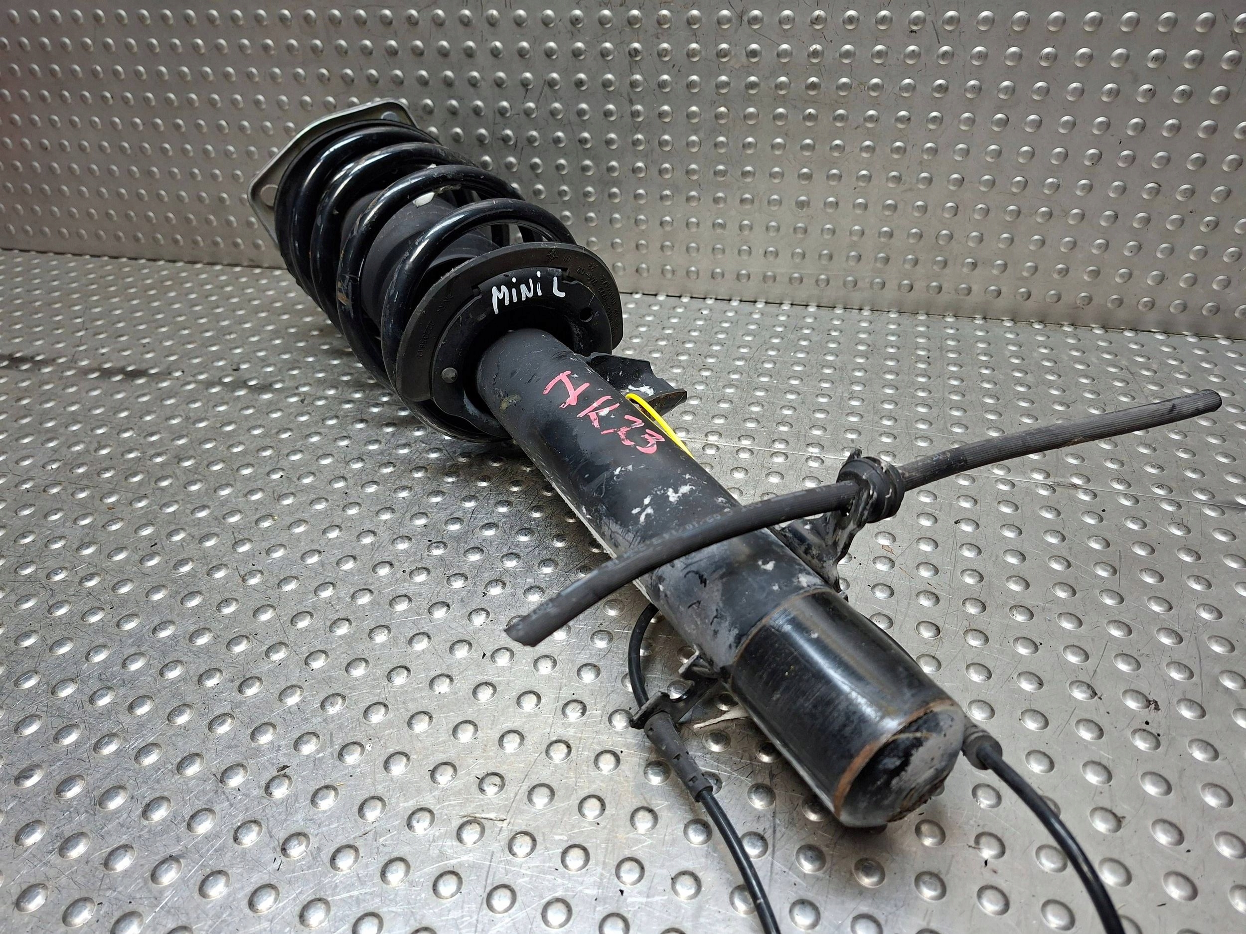 shock absorber left front MINI COUNTRYMAN R60 10-16 9807009