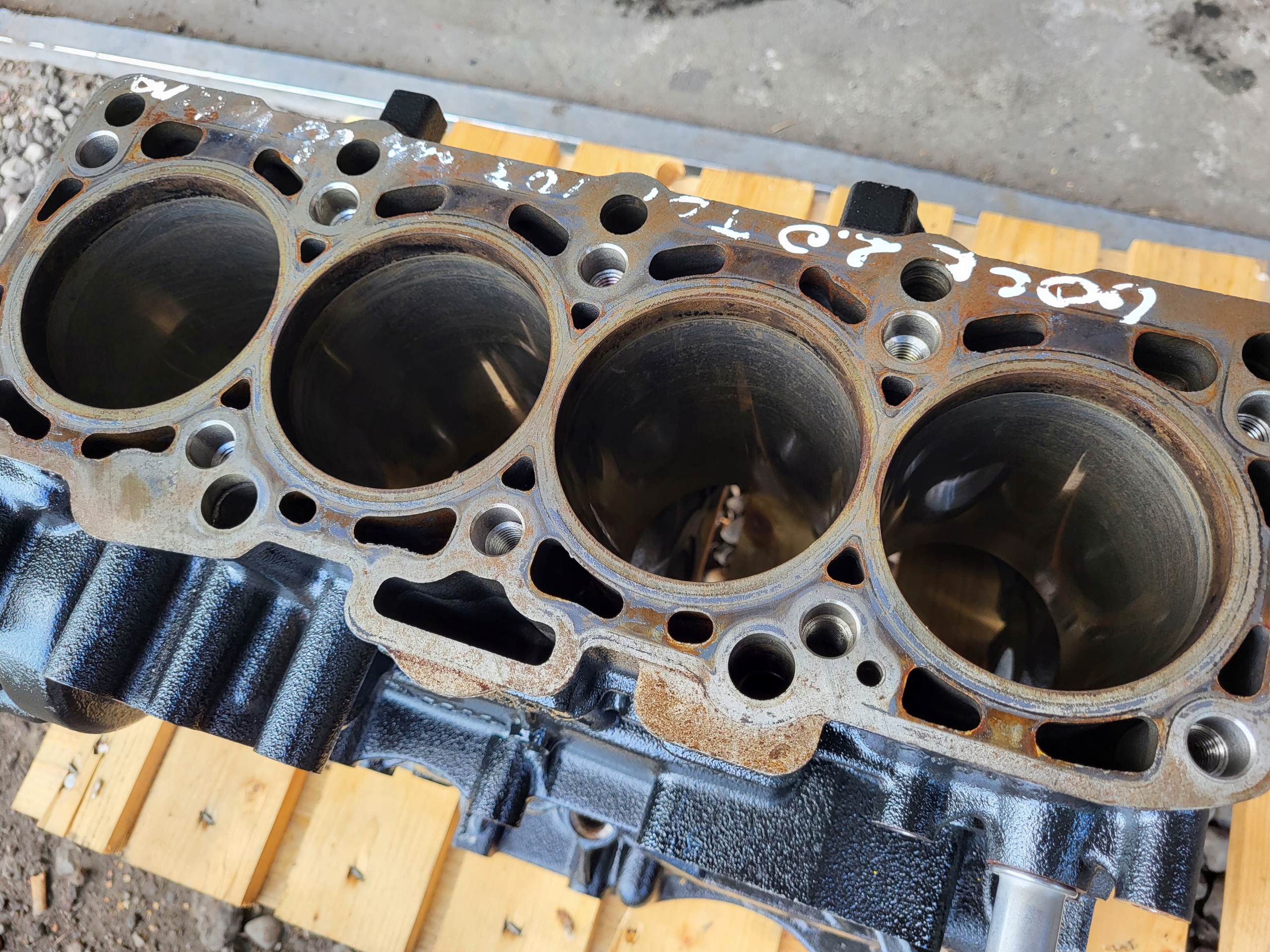 BLOK SILNIKA VW AUDI SKODA 2.0 TDI CJA 03L021AH Producent części Audi OE