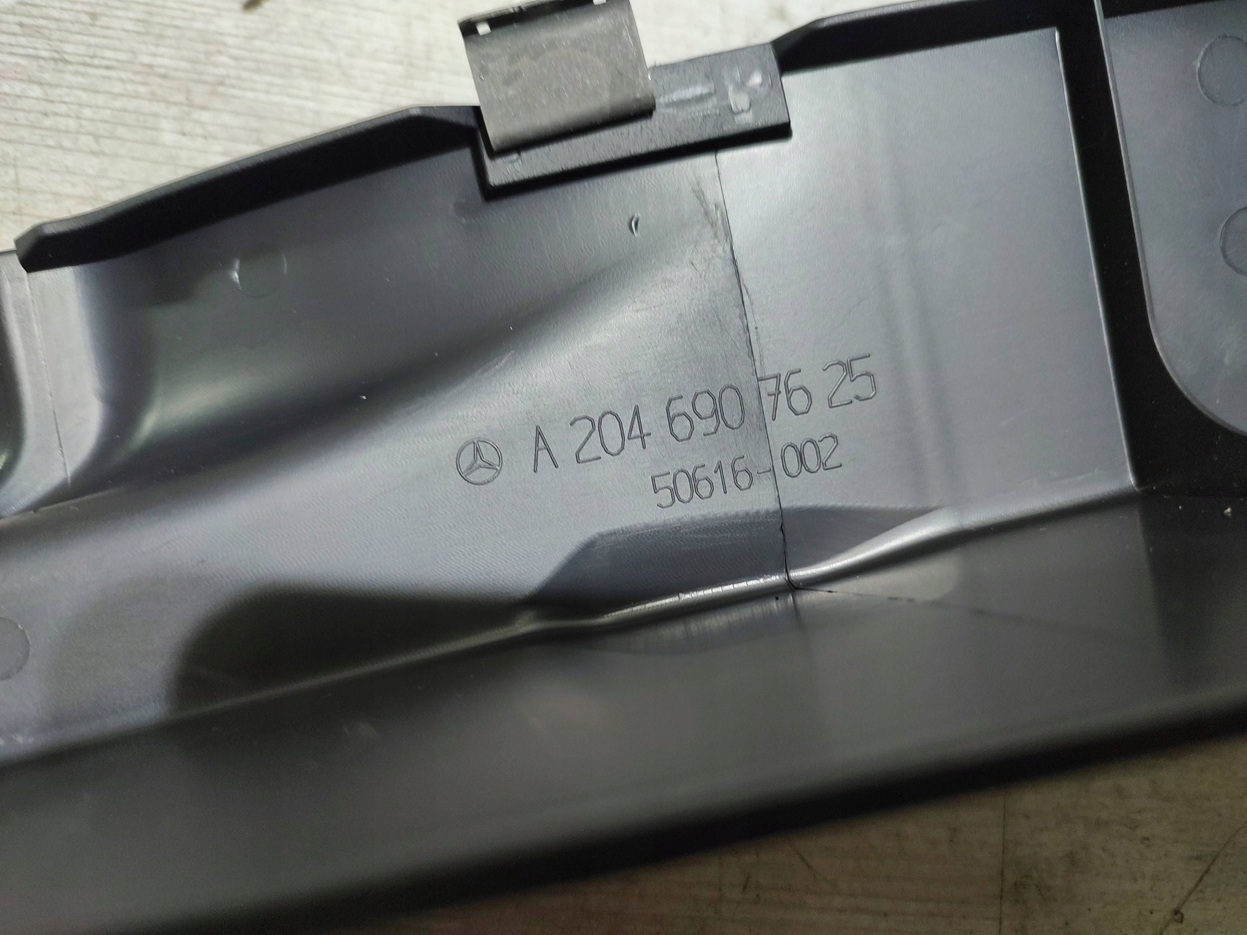 Mercedes-Benz GLK (X204) 2013 rear part right moulding threshold rear