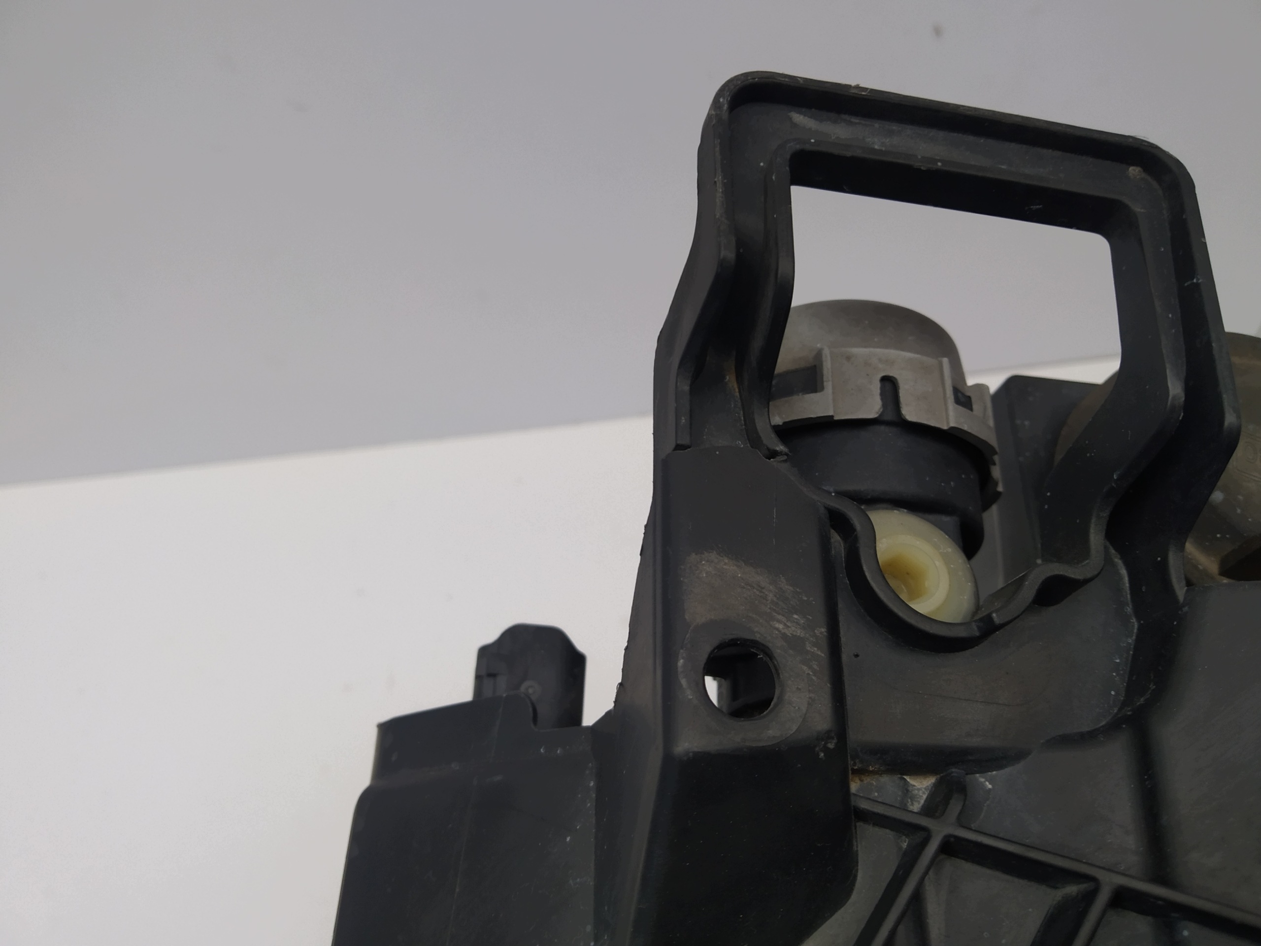 2010r + Peugeot 508 and reflektor light front left Xenon positioning + LED