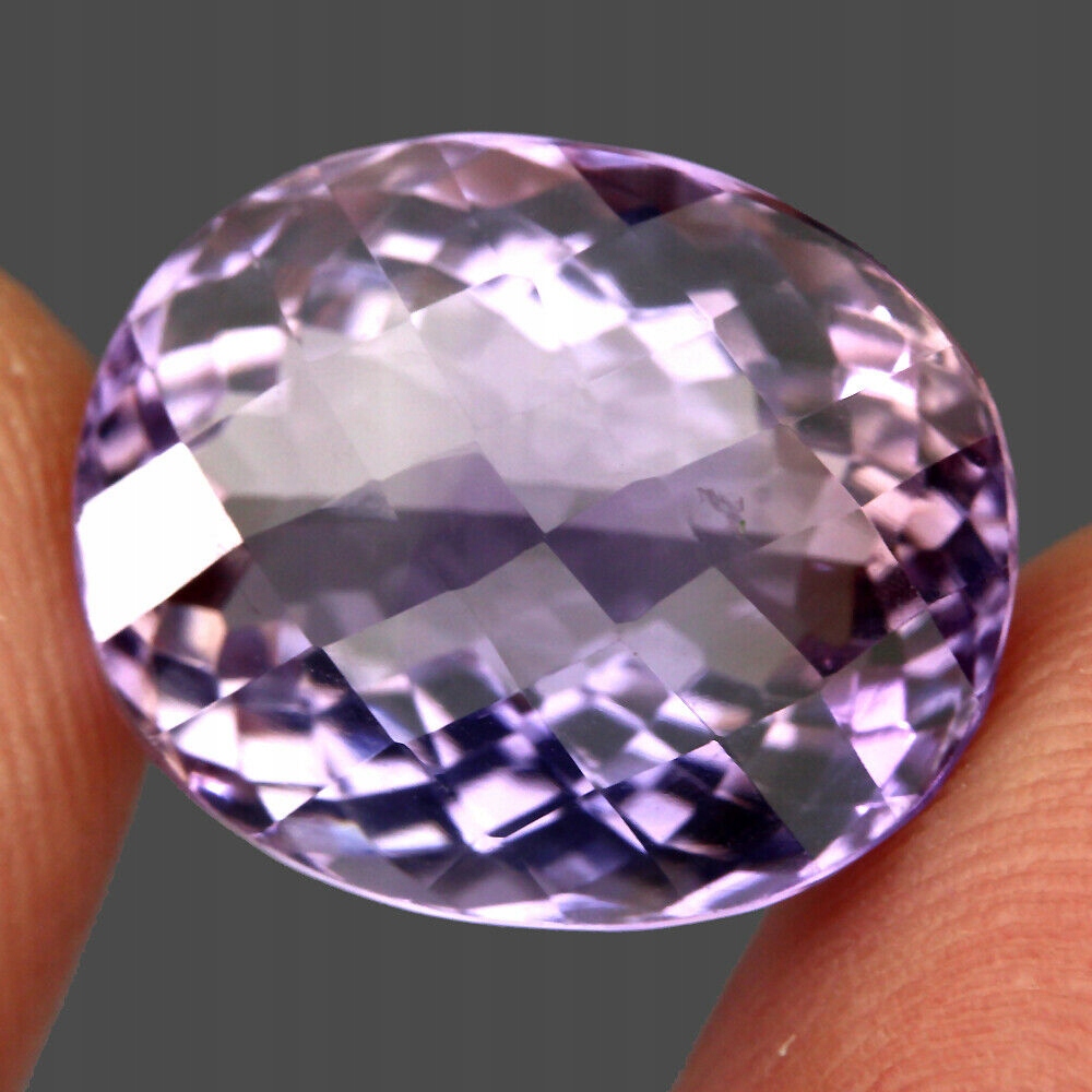 Přírodní kámen ametrin 16ct Vvs dvoubarevný