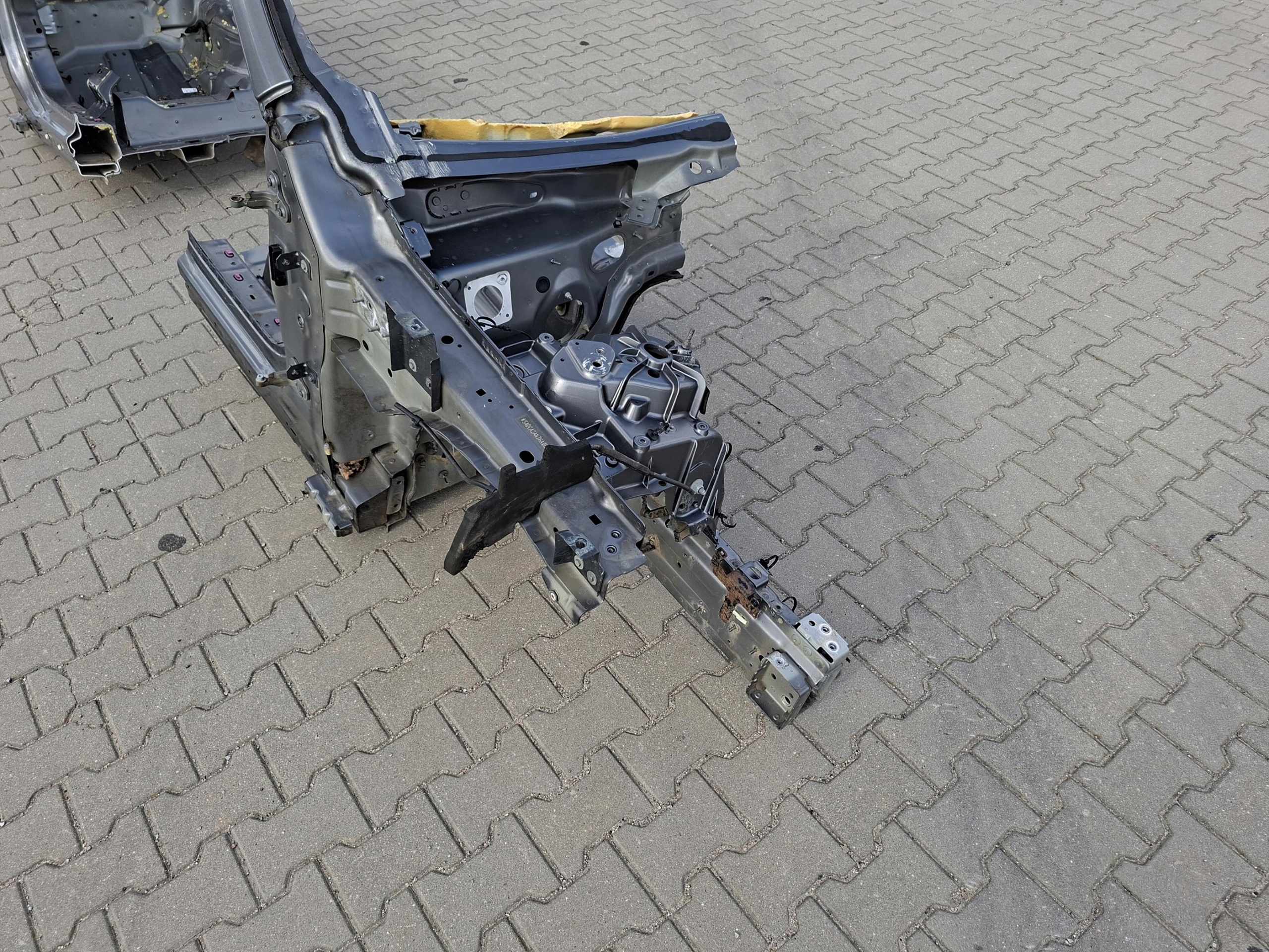 quarter front right front right JAGUAR F-PACE X761 LKH