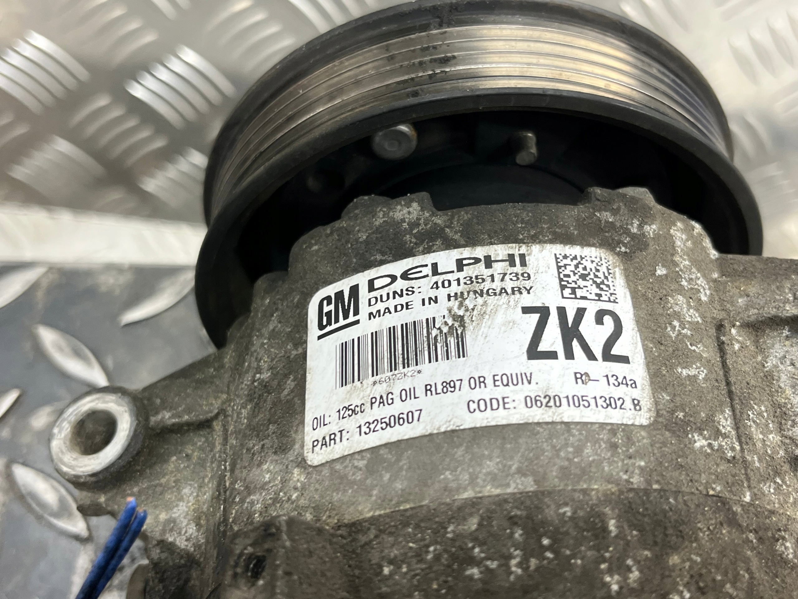 Klimakompressor klimaanlage OPEL ASTRA J 13250607