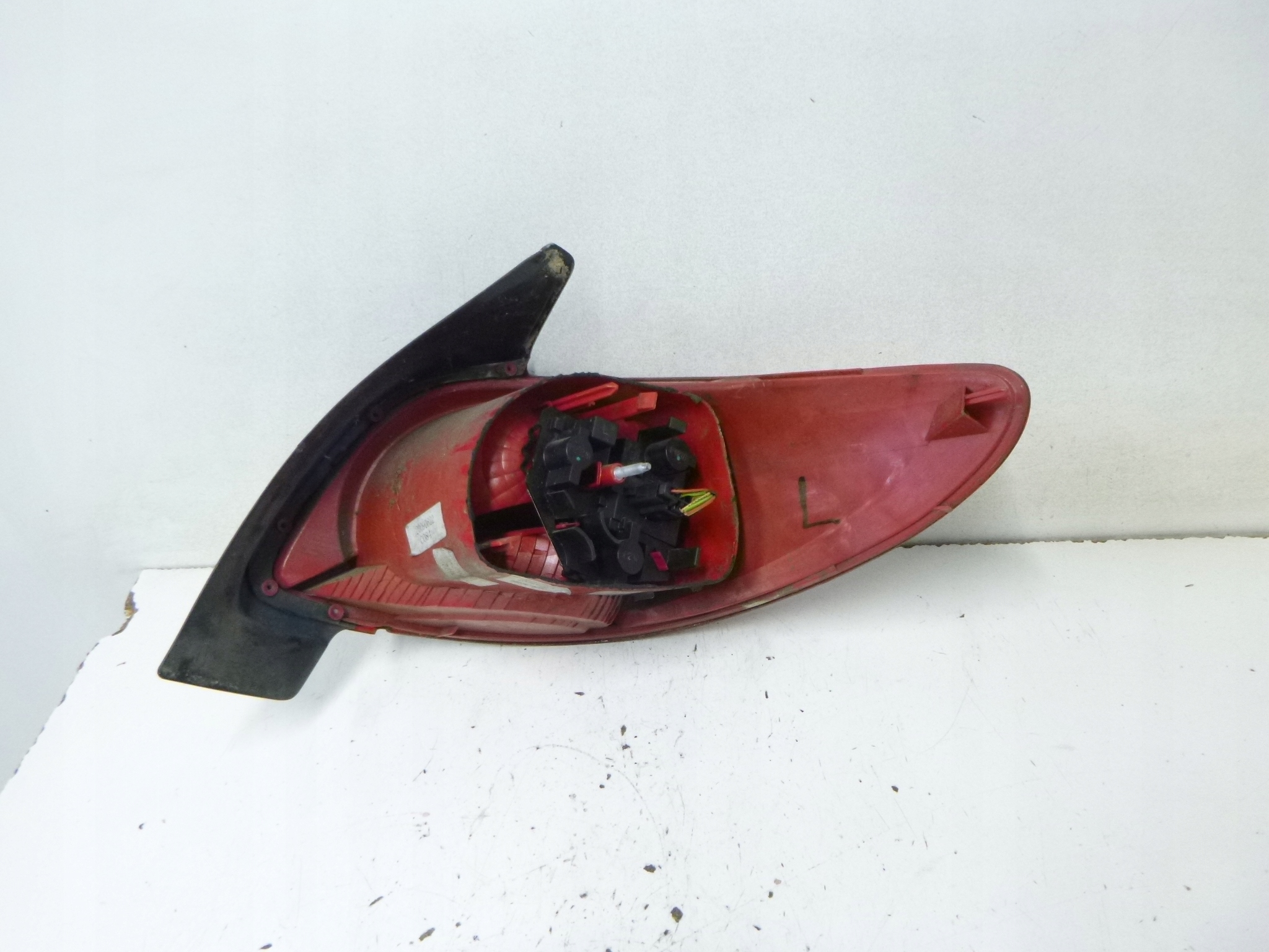 light rear left Peugeot 206 plus 2010r. 5d 9685618280