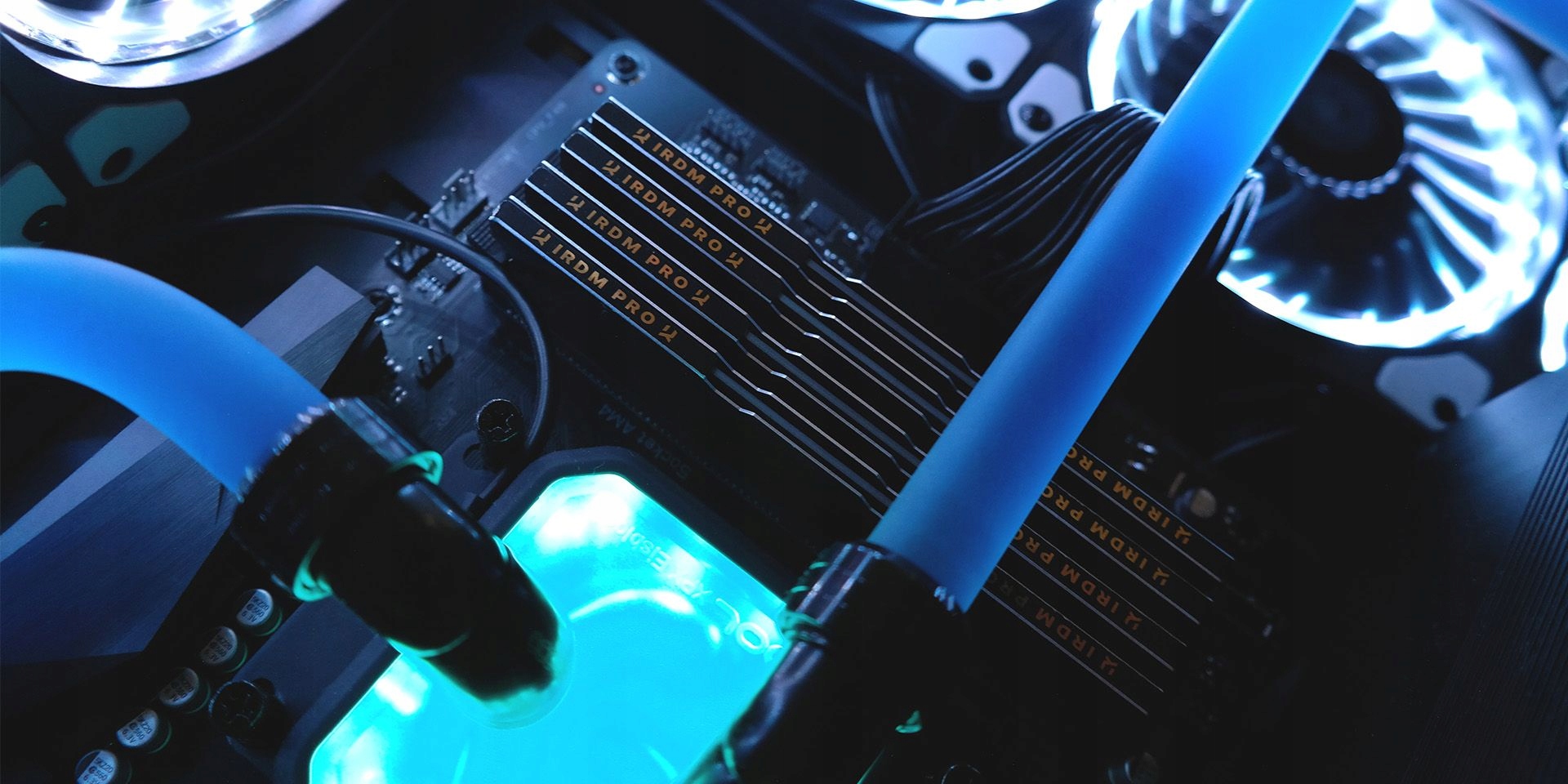 IRDM PRO Deep Black, DDR4, 16 GB, 3600MHz, CL18 Producent Goodram