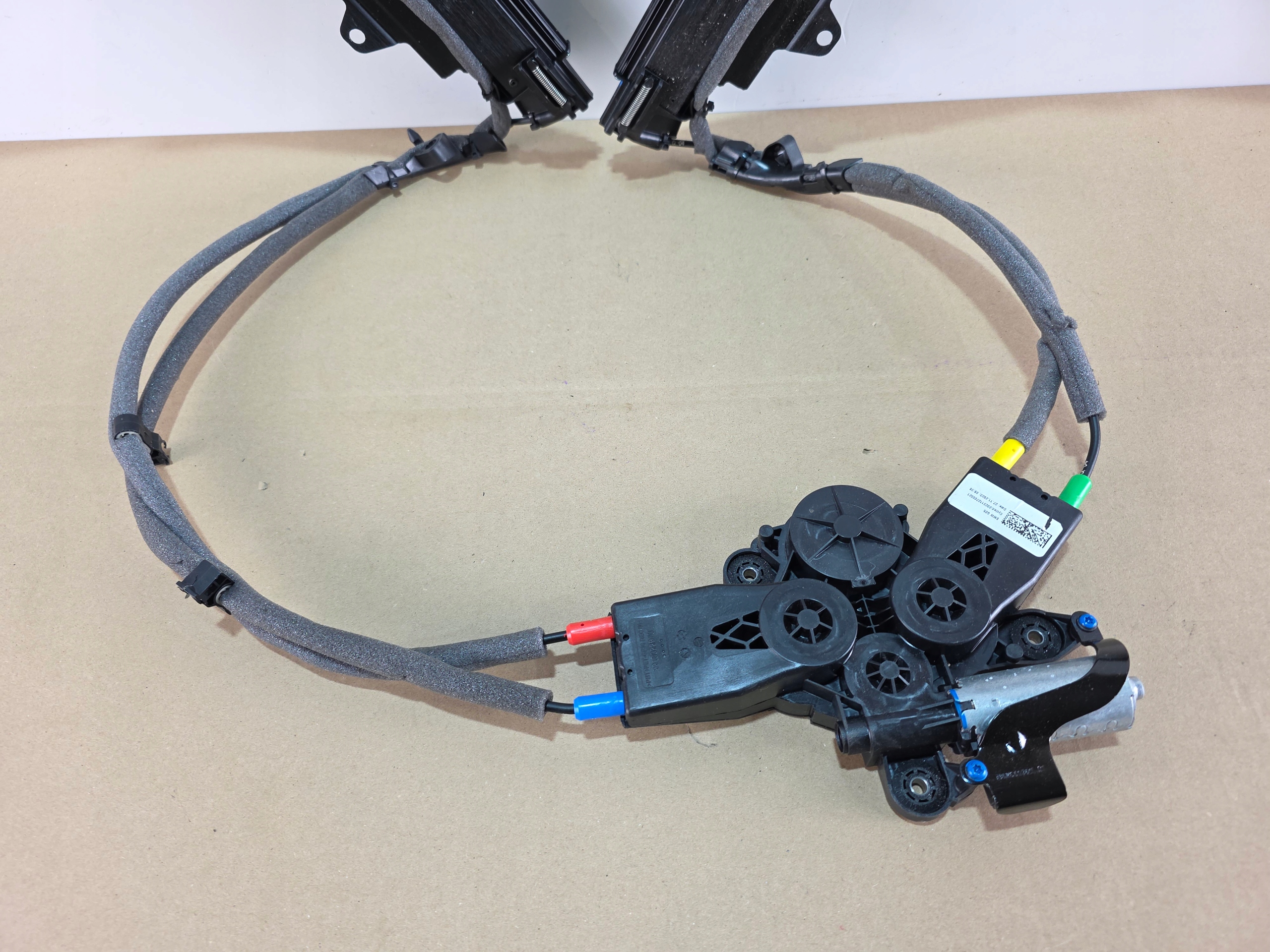 PROWADNICE boot BMW X5 G05 LCI 9929003 7483960