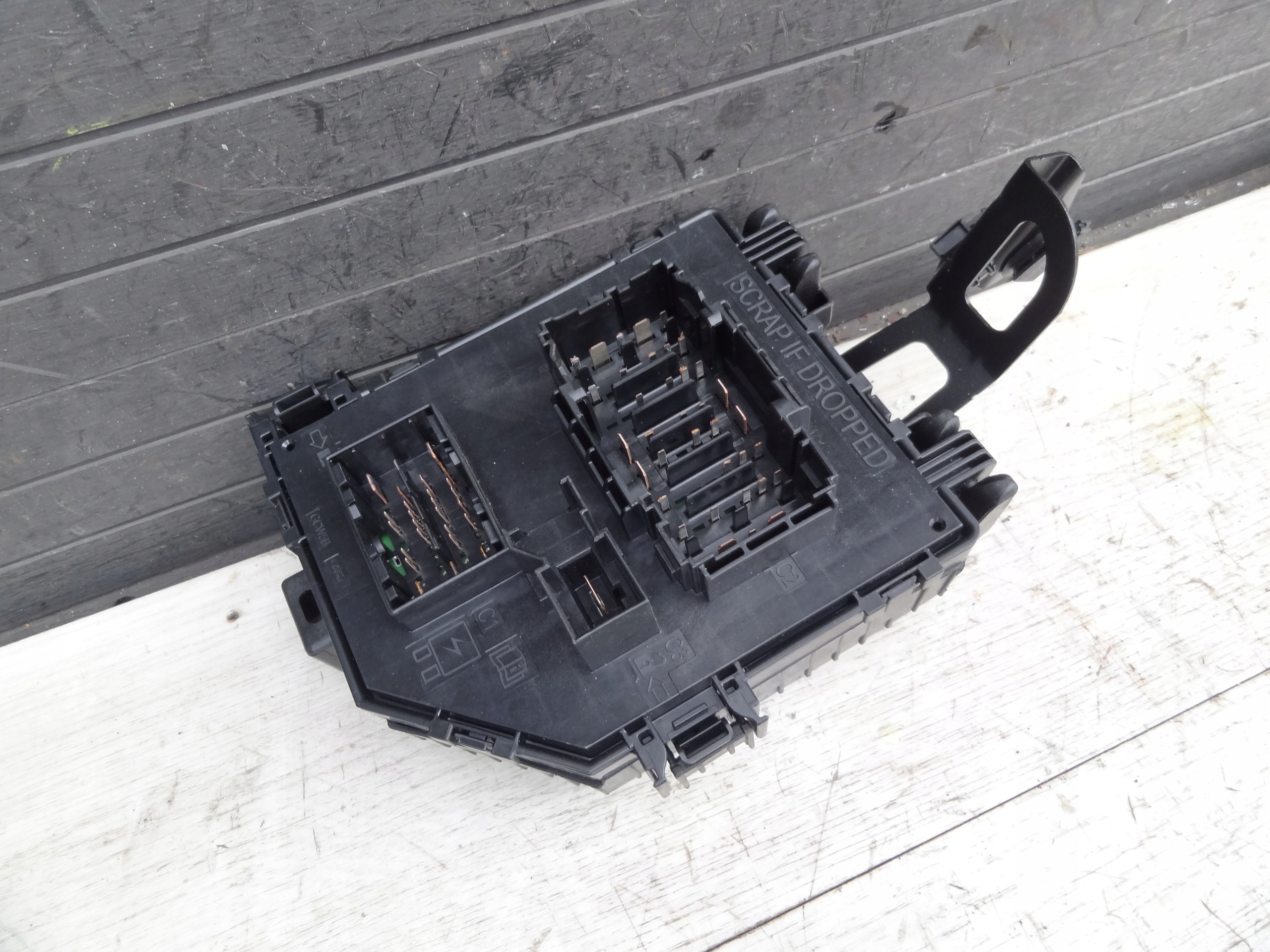 FORD TRANSIT CUSTOM II 2024 2,0 ECOBLUE SKRZYNKA BEZPIECZNIKOW PZ3T14D068DC