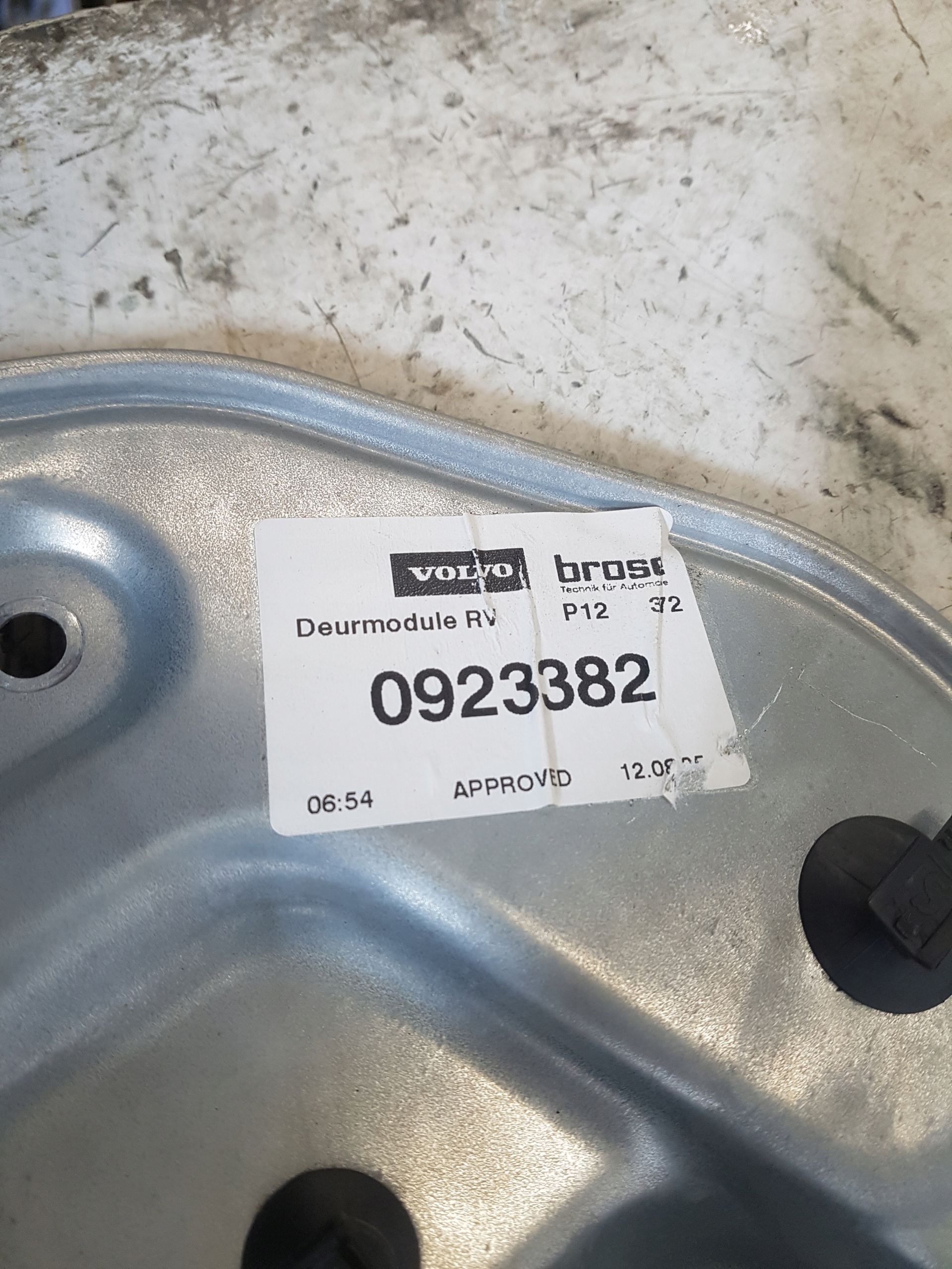 ELE mechanism windows right front VOLVO V50 0923382 30737681