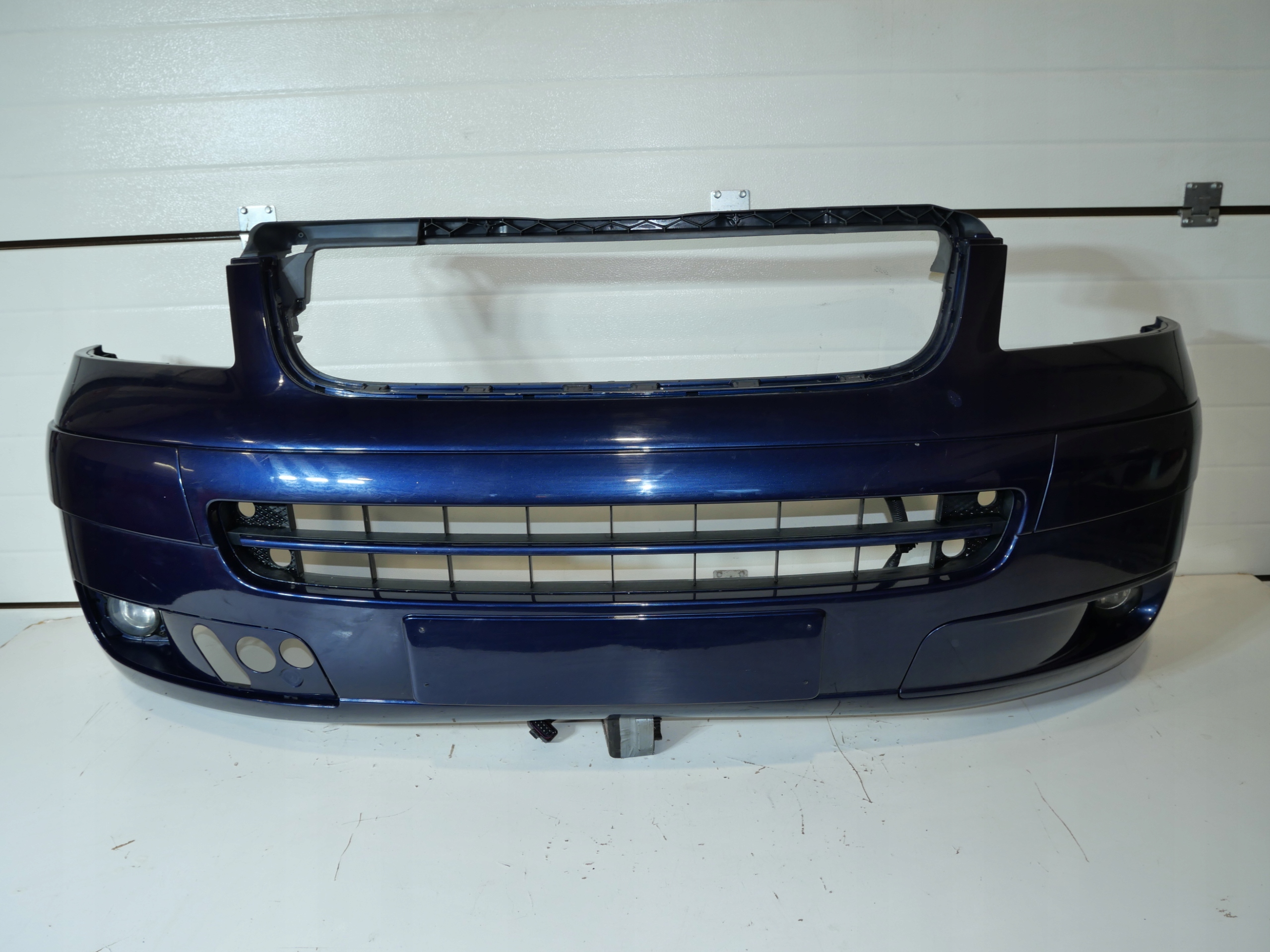 VOLKSWAGEN VW T5 front bumper front 7H5807101
