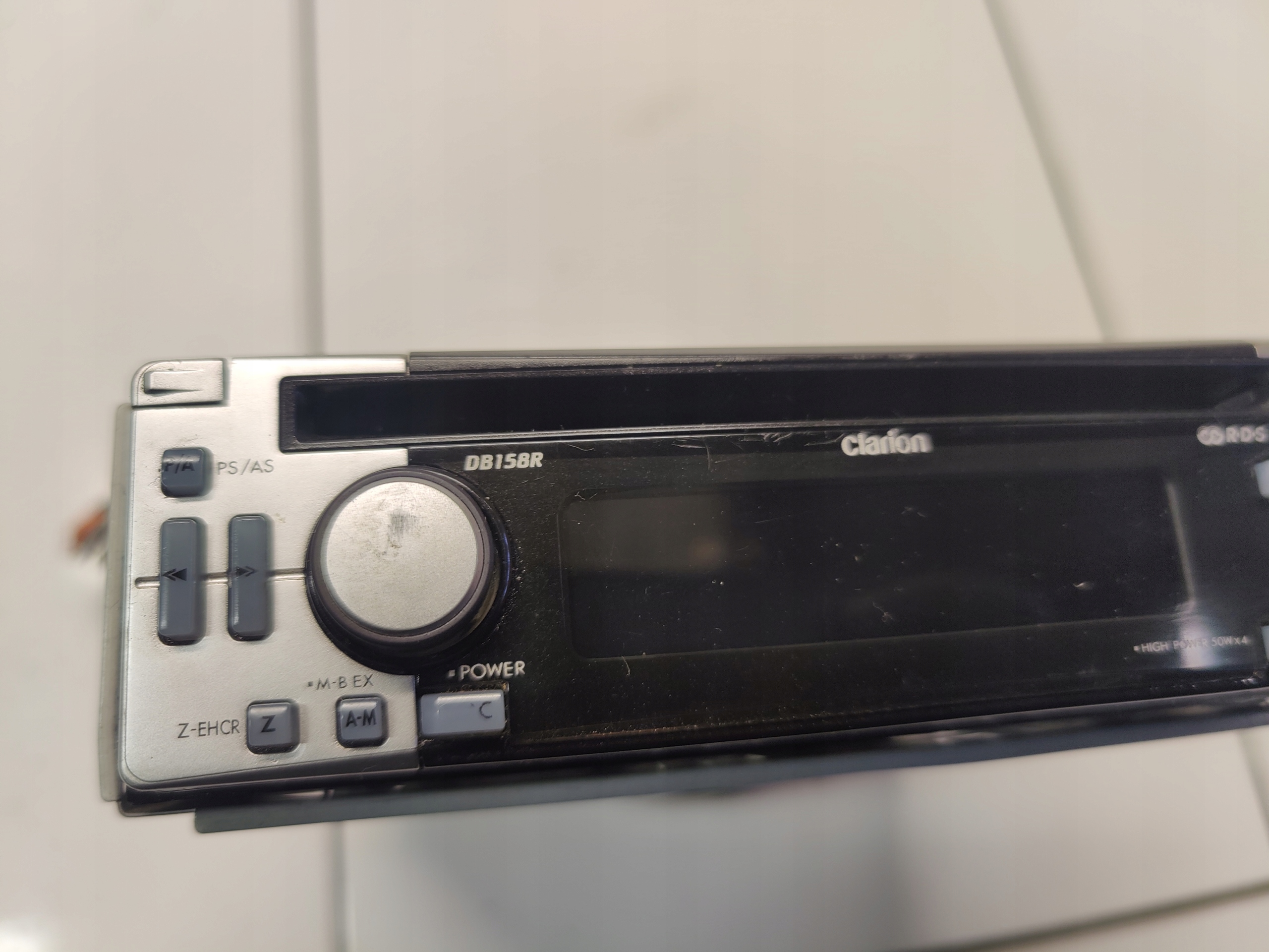 RADIO CD SAMOCHODOWE CLARION DB158R