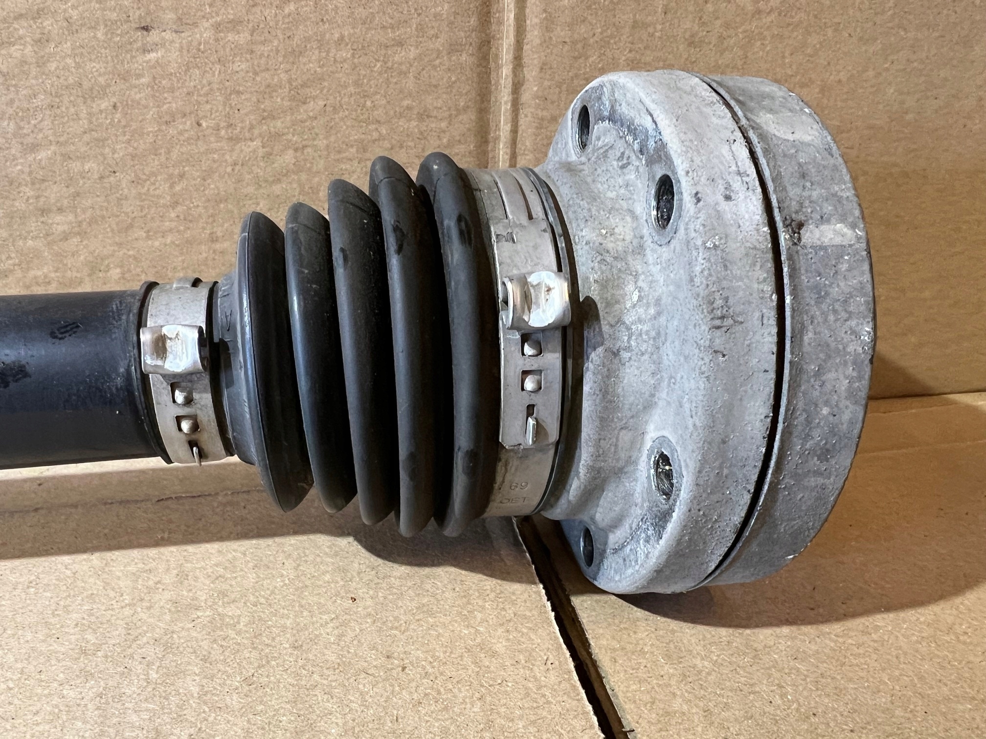 AUDI Q5 80A 2.0 TFSI semi-axis right rear right rear part 80A501204C