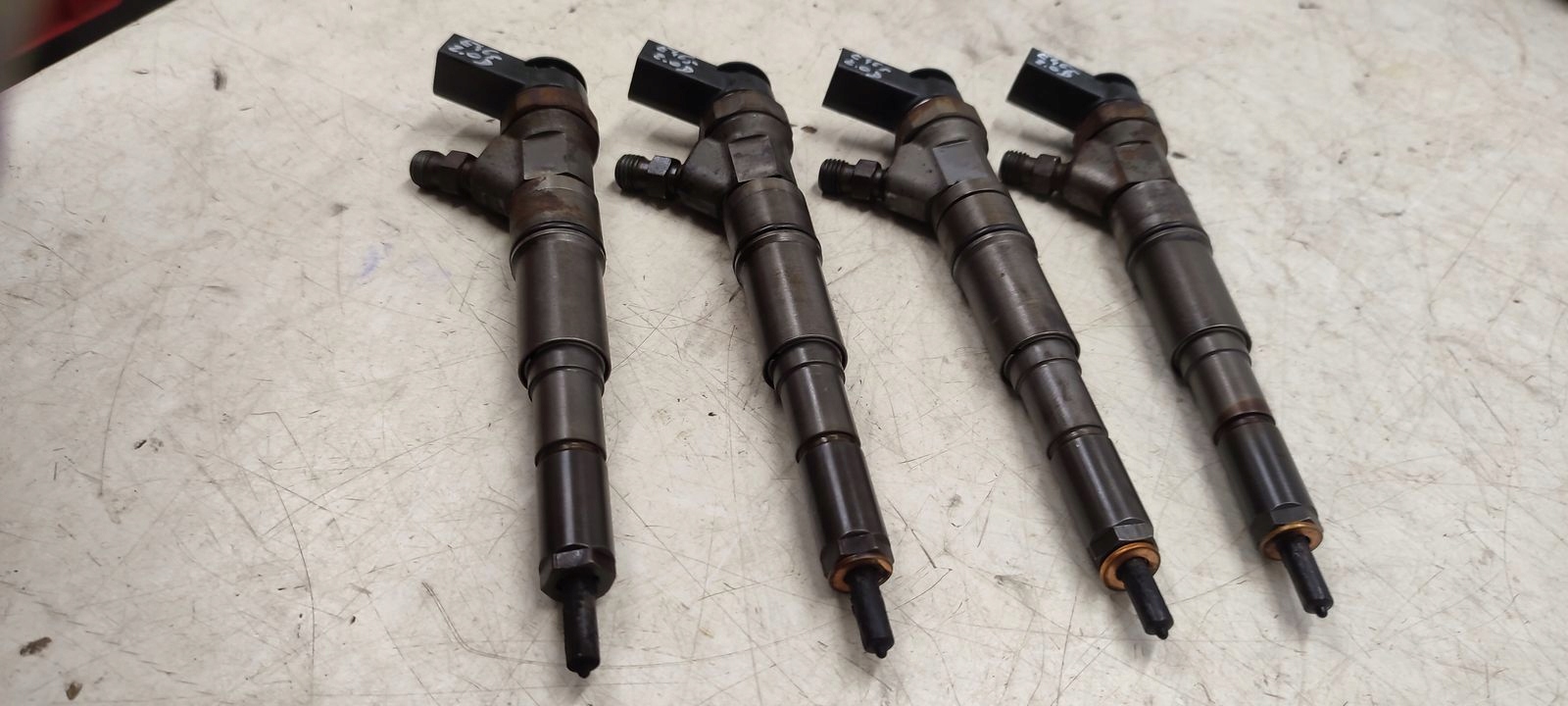vstrekovač BMW E46 LIFT 2,0TD