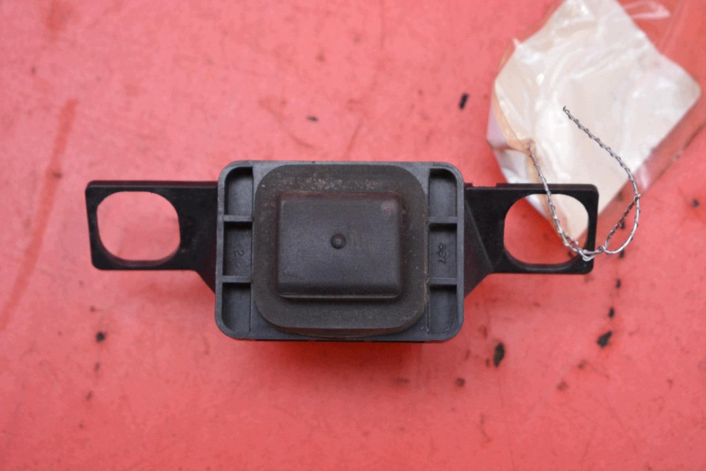handle button bonnet rear part TOYOTA COROLLA E21 sedan 18-25
