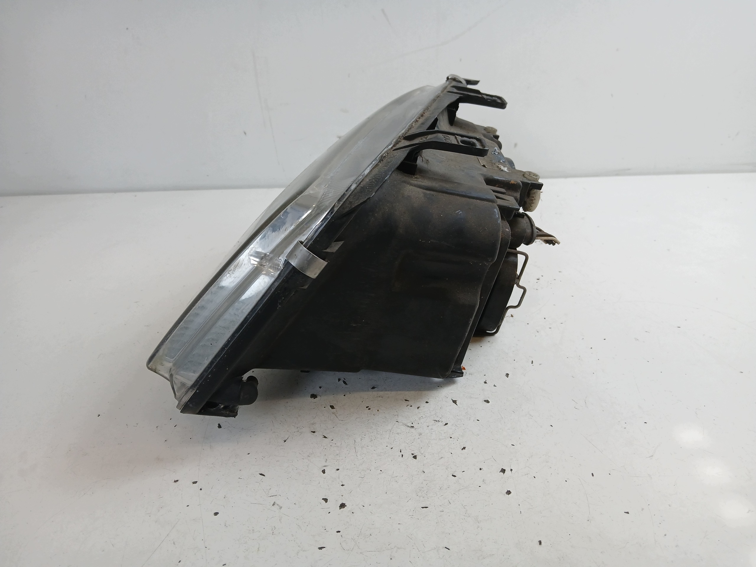 VW BORA light right front
