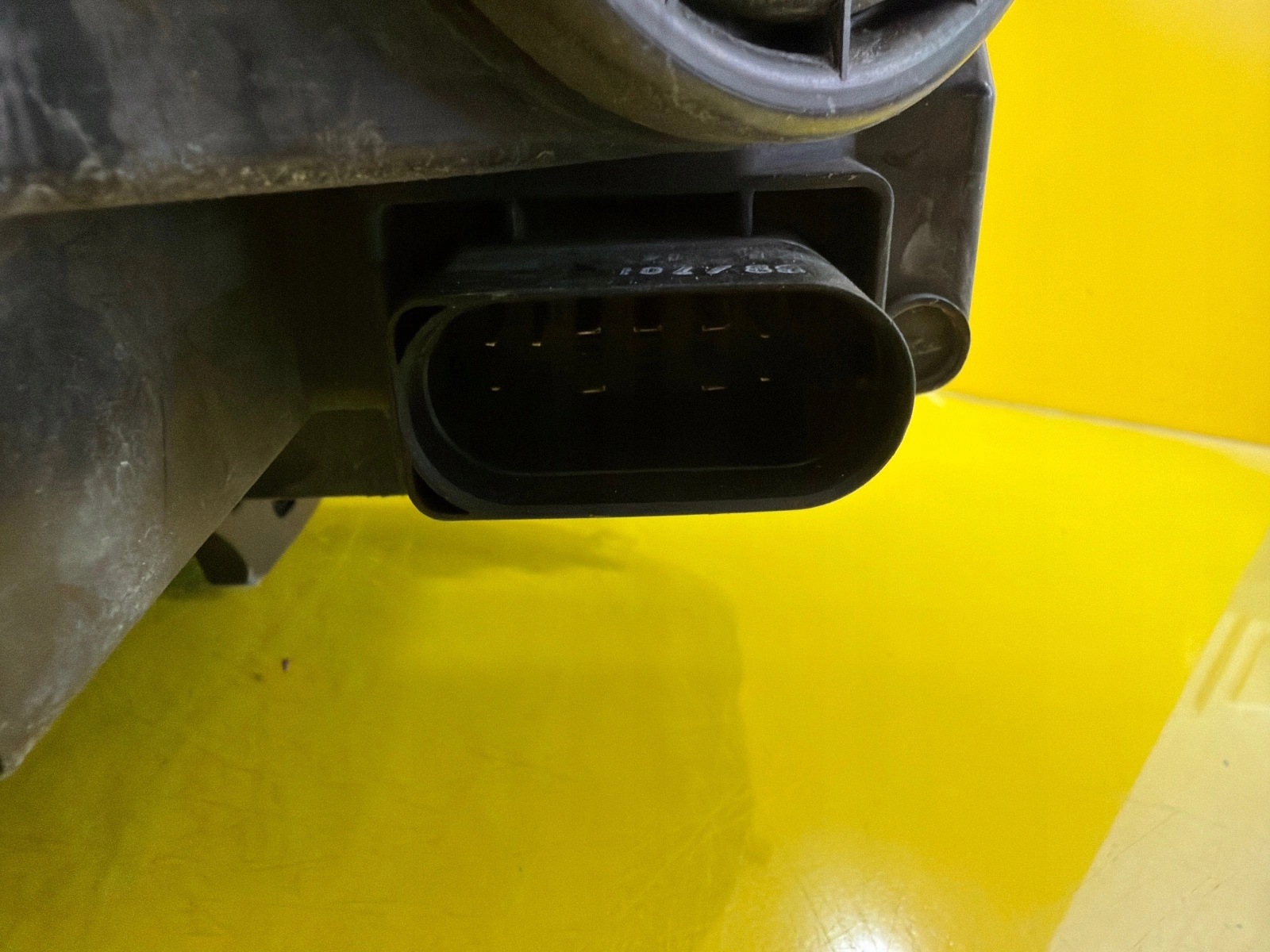 light left Mercedes A-Klasa W176 Xenon A1768201161