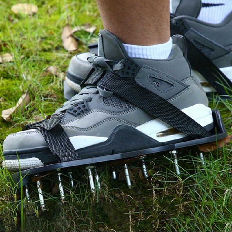 AERATOR OGRODOWY SANDAŁY NAKŁADKI NA BUTY Z KOLCAMI DO TRAWNIKÓW NAKŁUWACZ Marka bez marki