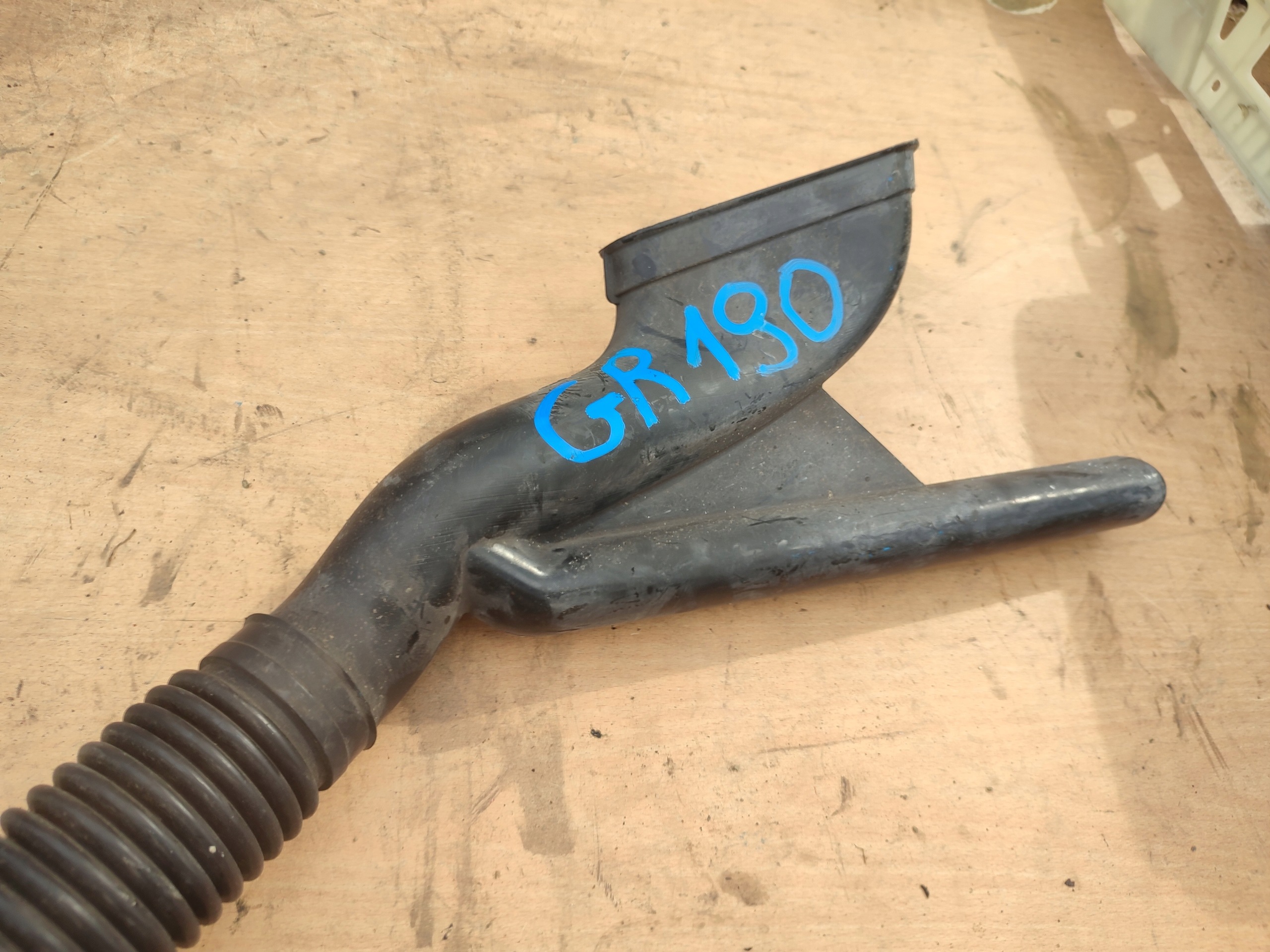 pipe air hose OPEL CORSA D 55557182 55557183 LAPACZ