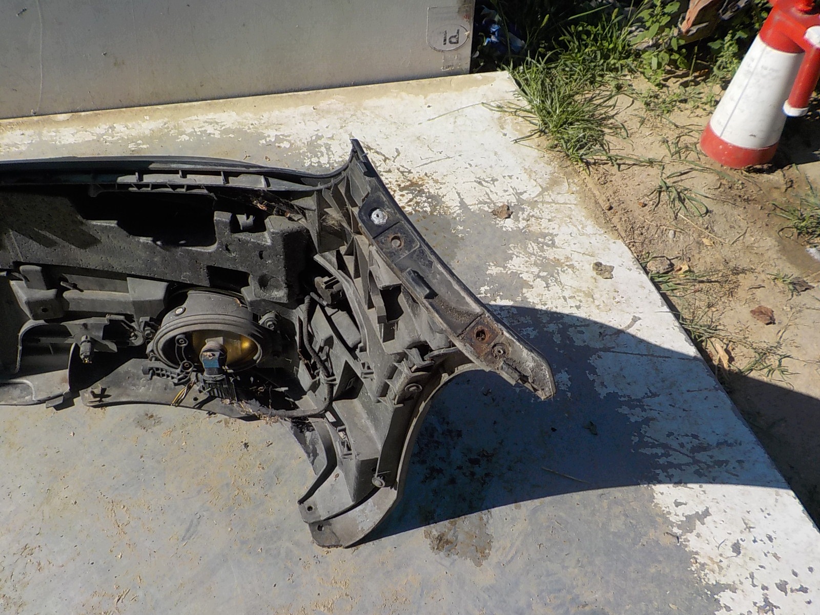 659 MERCEDES CLC CL203 6 PDC bumper front front