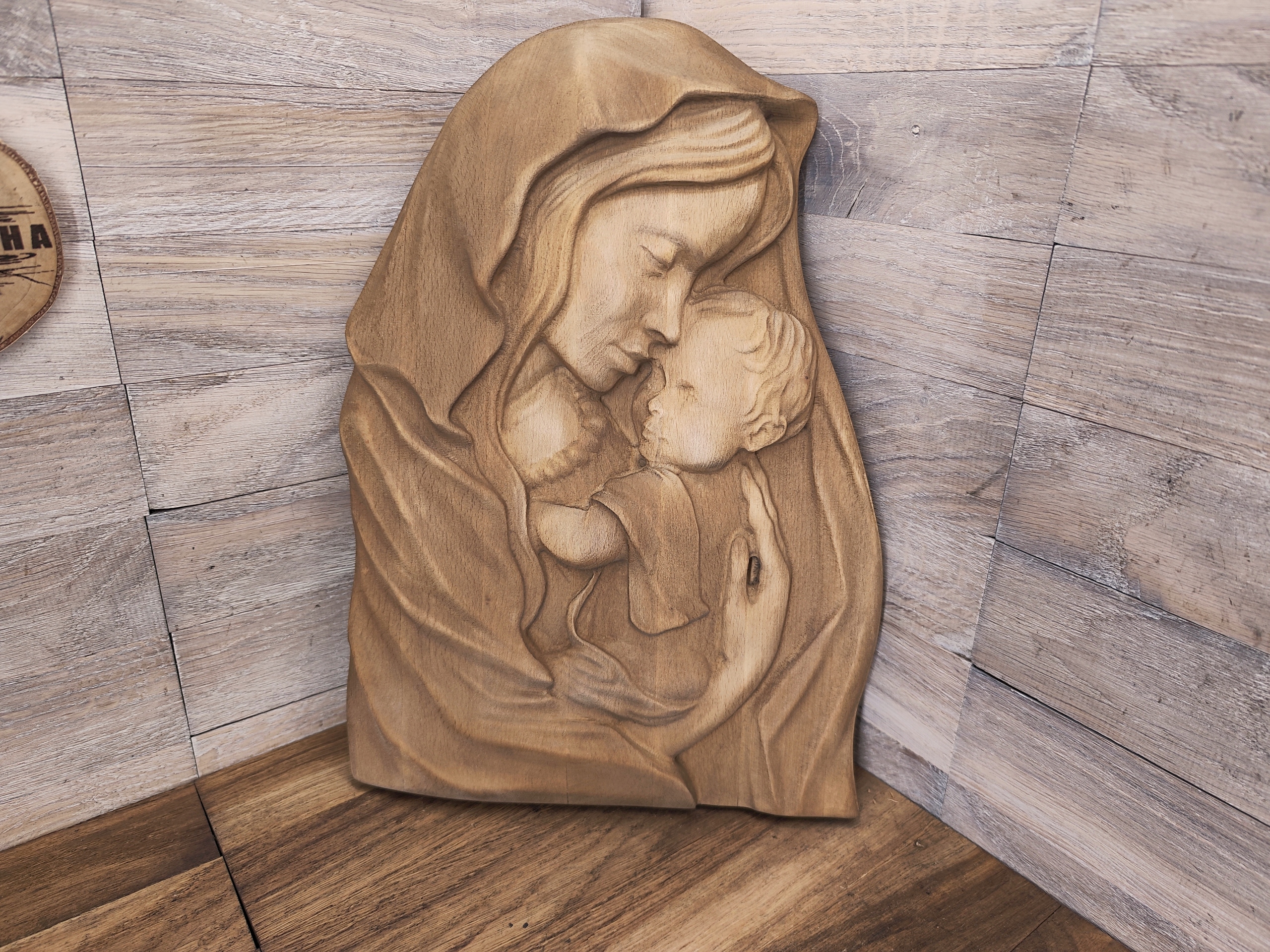 Obraz z dreva reliéfny darček na svadbu Madonna Mária s dieťaťom 40