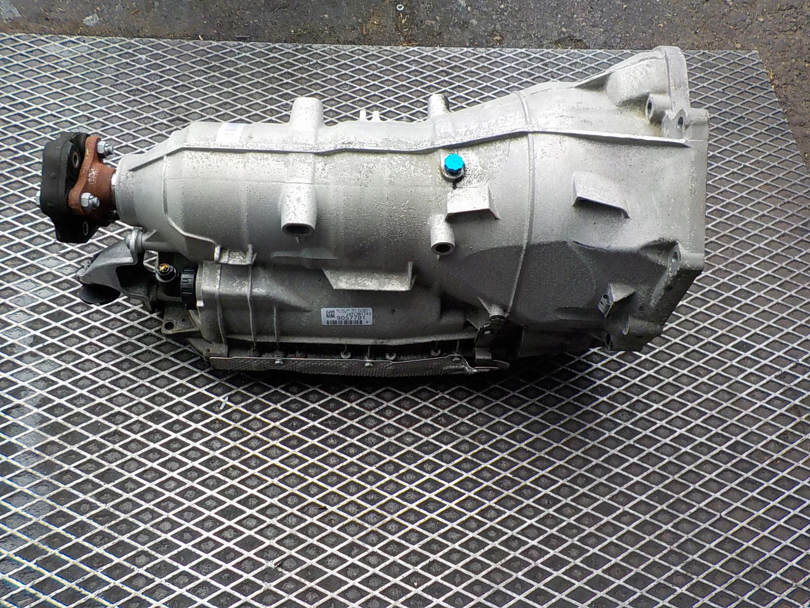 BMW 3 E90 2.0 B Getriebe 6HP21 7592522