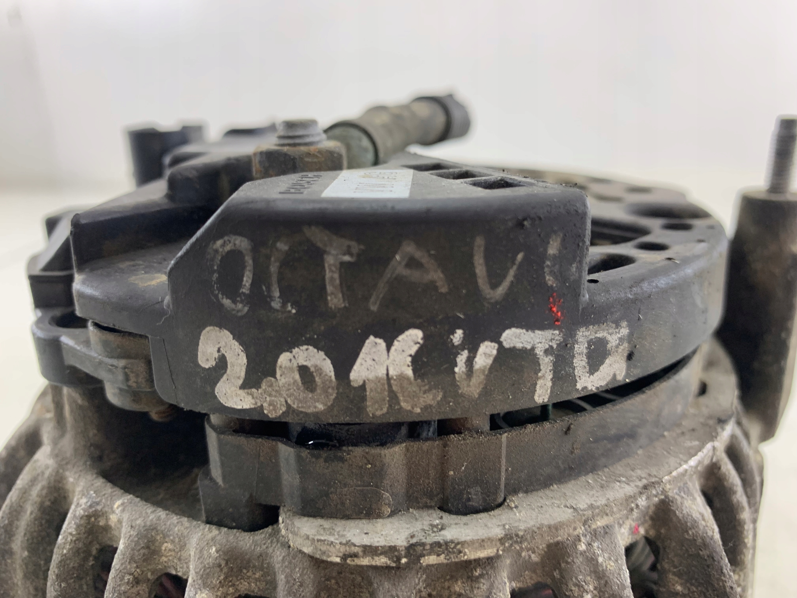 SKODA OCTAVIA II 2.0 TDI alternator