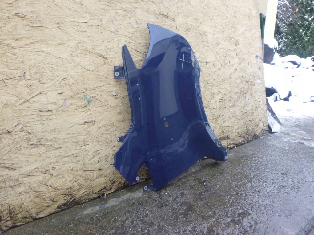 MERCEDES SPRINTER W 907 910 fender right front
