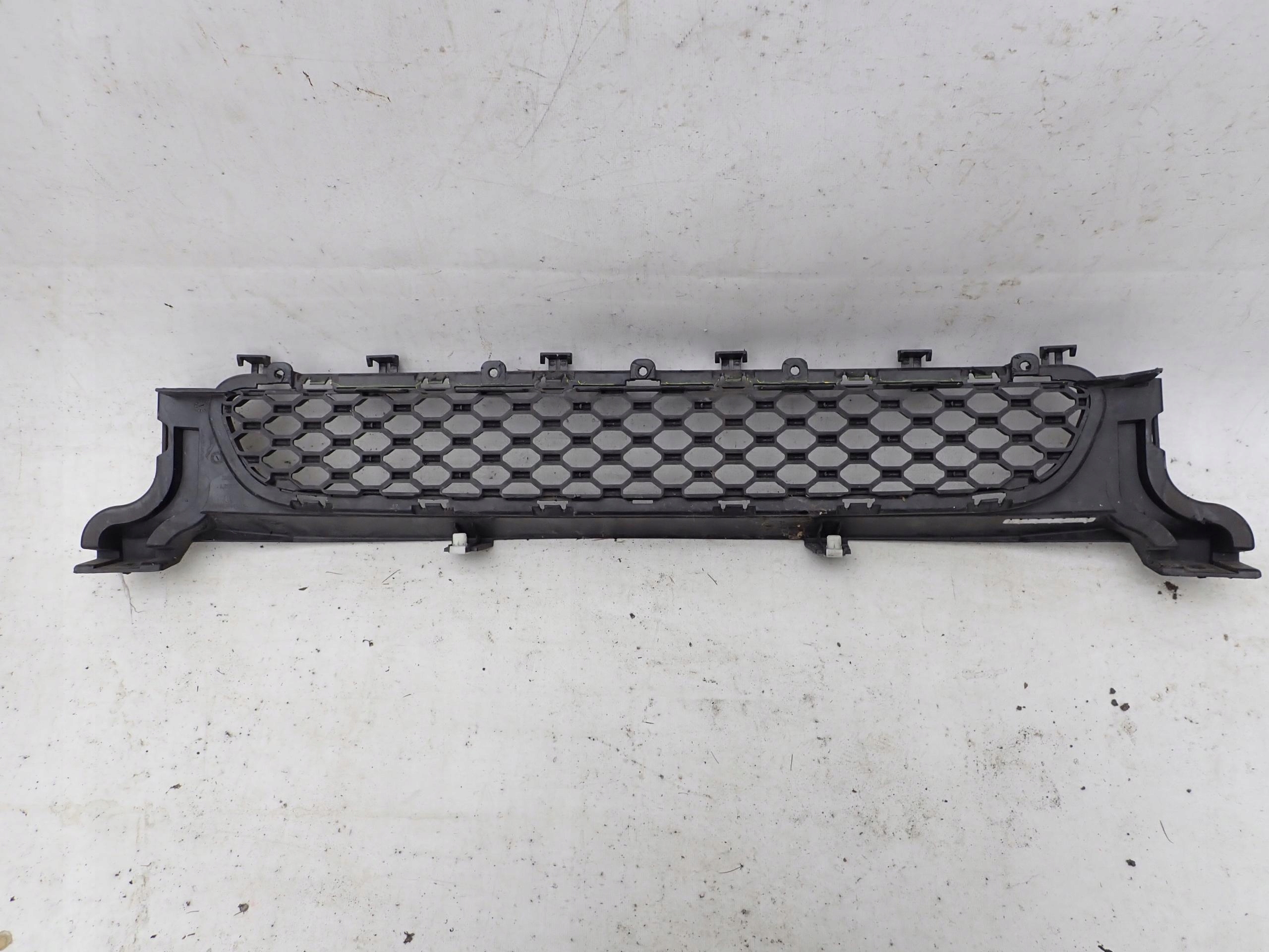 JAGUAR XF II X260 15- grid of a bumper front front