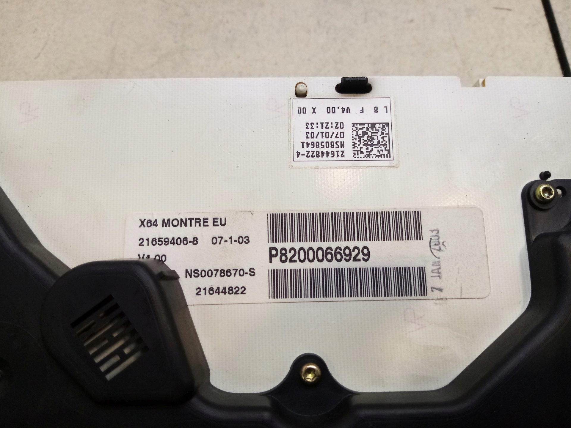 dials dials MEGANE and 1.6 8200298164