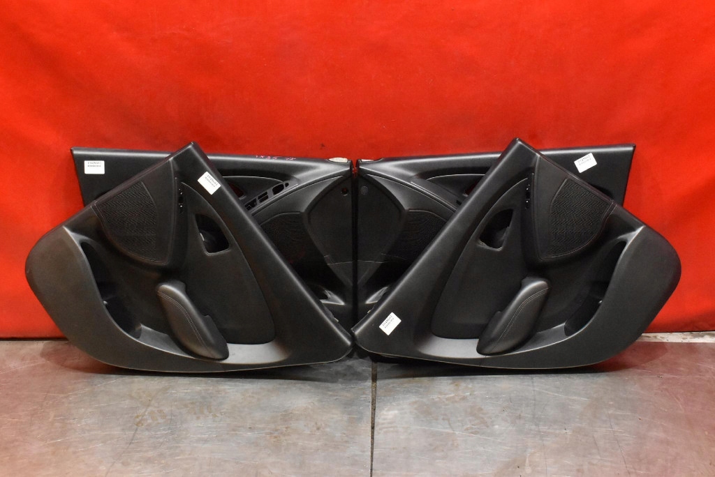 BOCZEK BOCZKI DRZWI KOMPLET SKÓRZANE EU HYUNDAI IX35 1 I 09-13