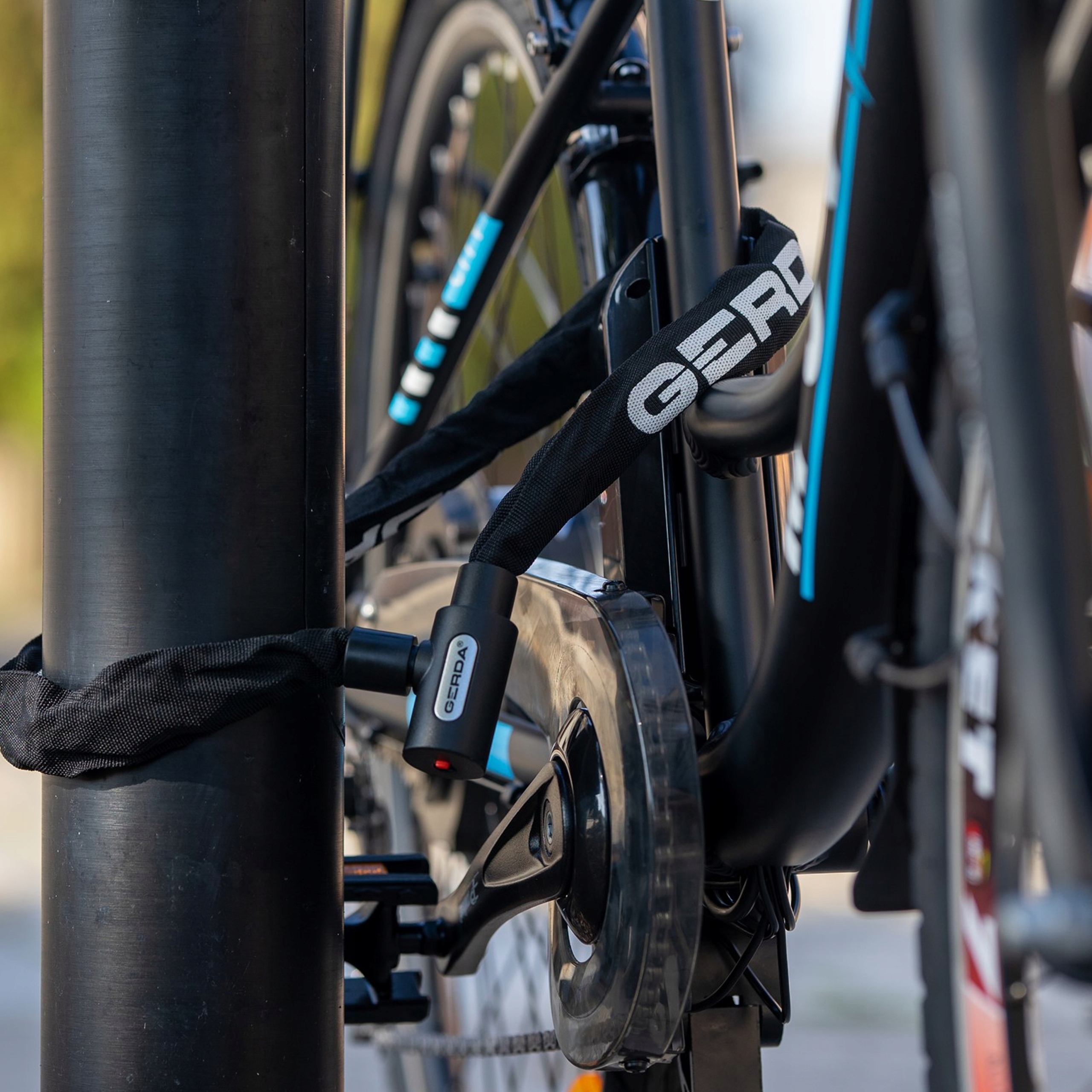 Zabezpieczenie Rowerowe Zapięcie Łańcuch Gerda CONTRA 1200/6V Blokada Model Contra 1200/6V