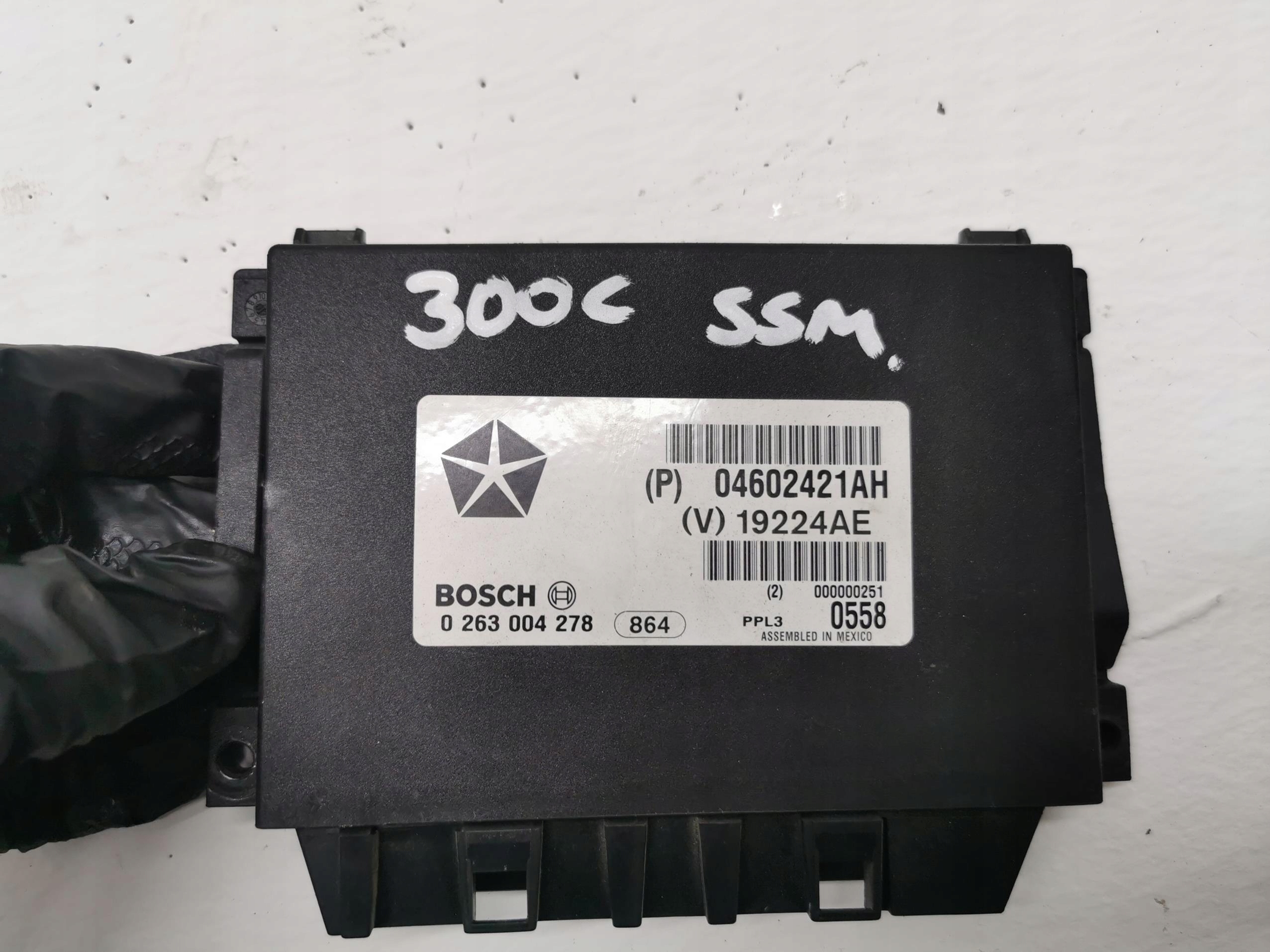 control unit module PDC CHRYSLER 300C 04602421AH 04-10