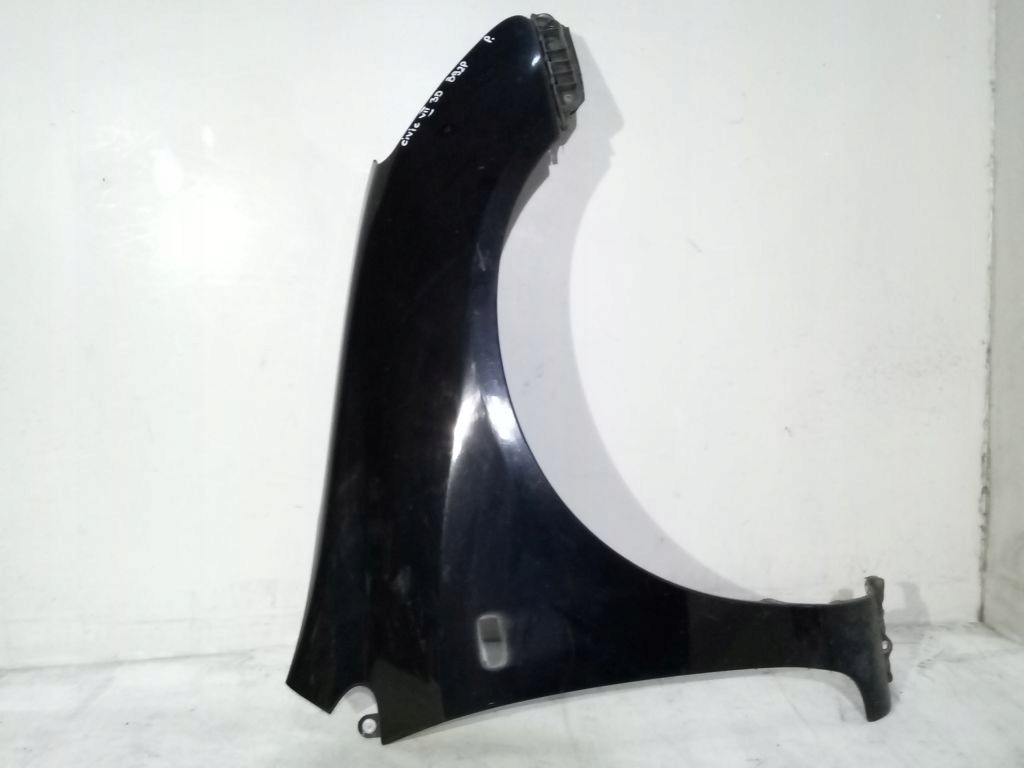 Honda Civic VII HB 3D Aile Droite B92P