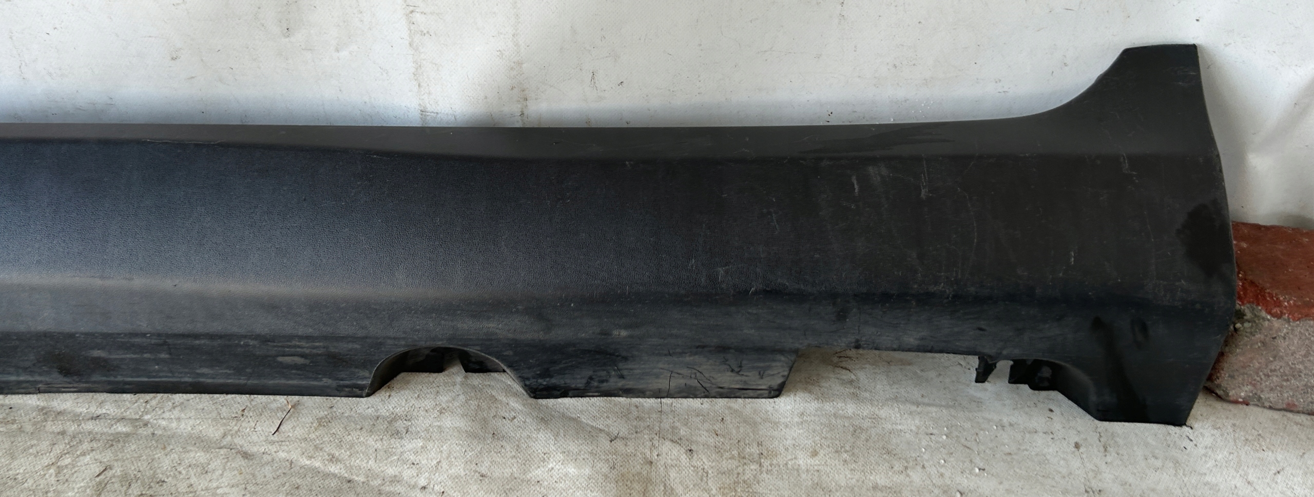 moulding threshold left MERCEDES GLC 253 A2536980800