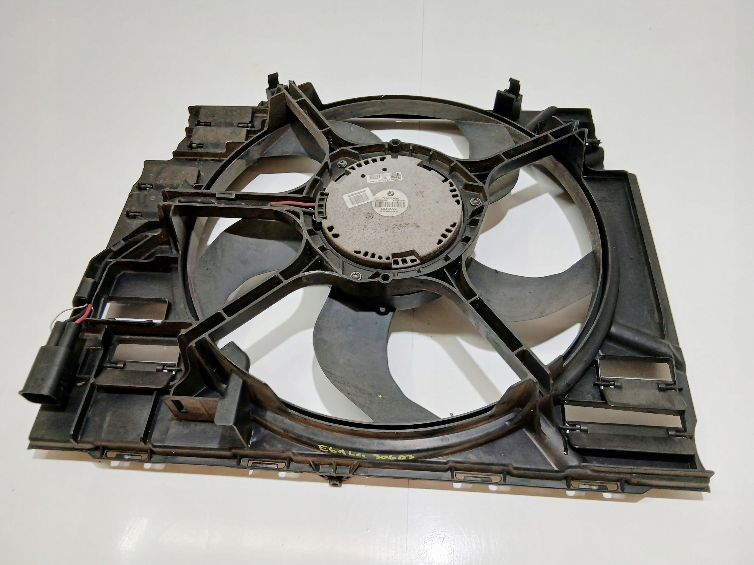 ventilátor chladiče BMW E60 E61 306D3 OE 6950213 (0000448)