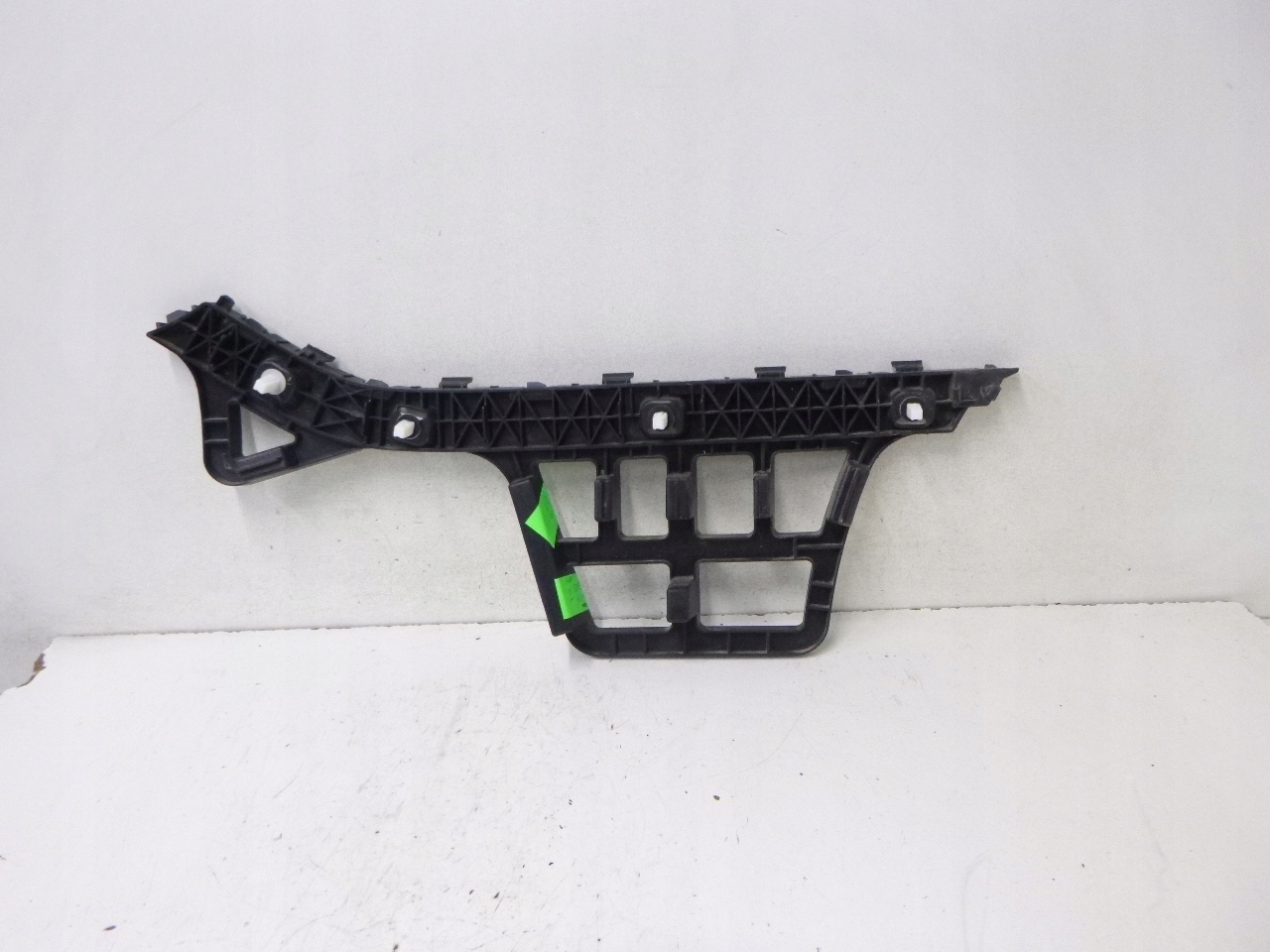 Support Support plaque Pare choc Arrière Kia Ceed III Kombi Gauche