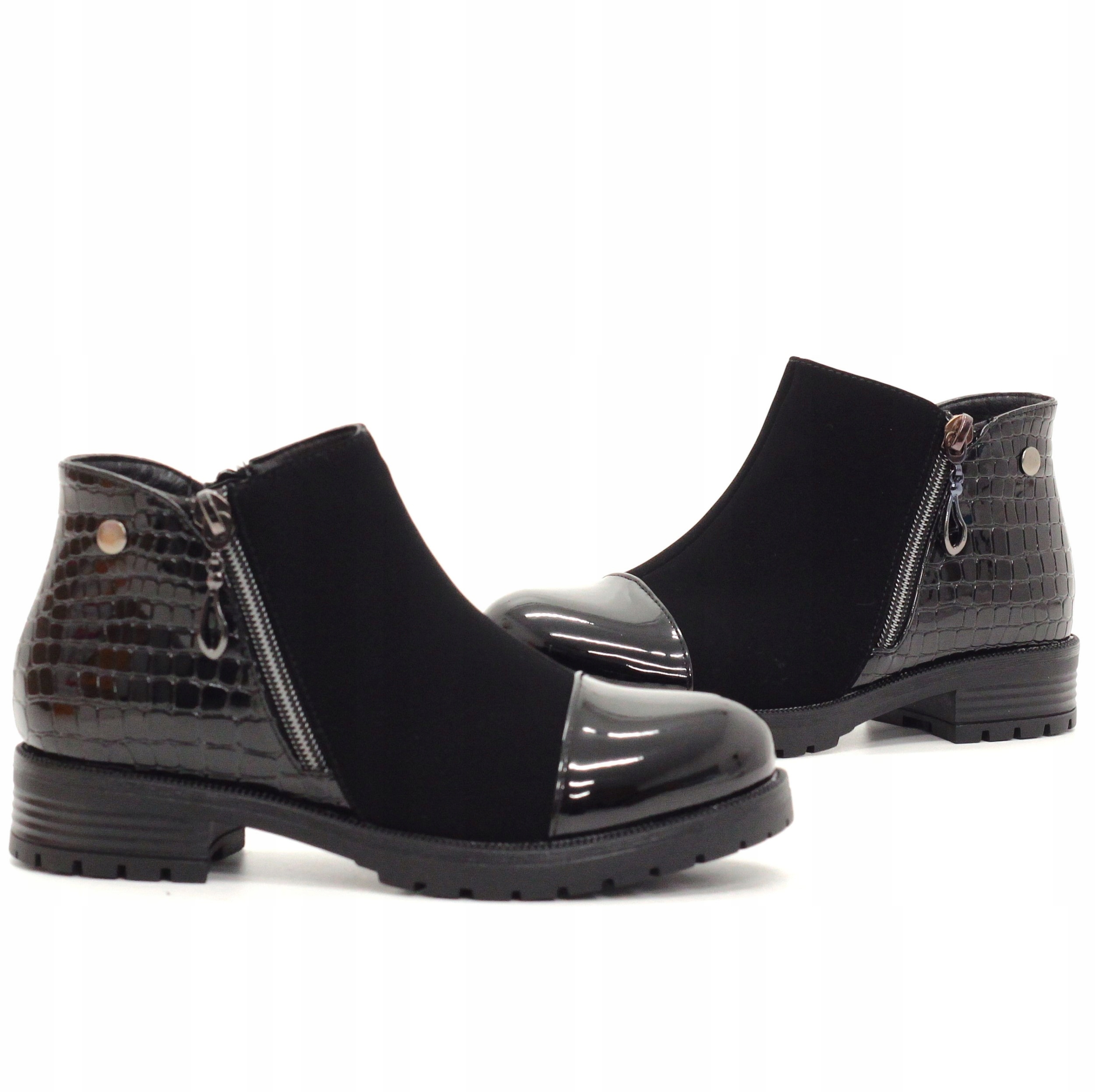 BOTKI DZIECIĘCE CZARNE NA SUWAK TRAPERY Kolor czarny