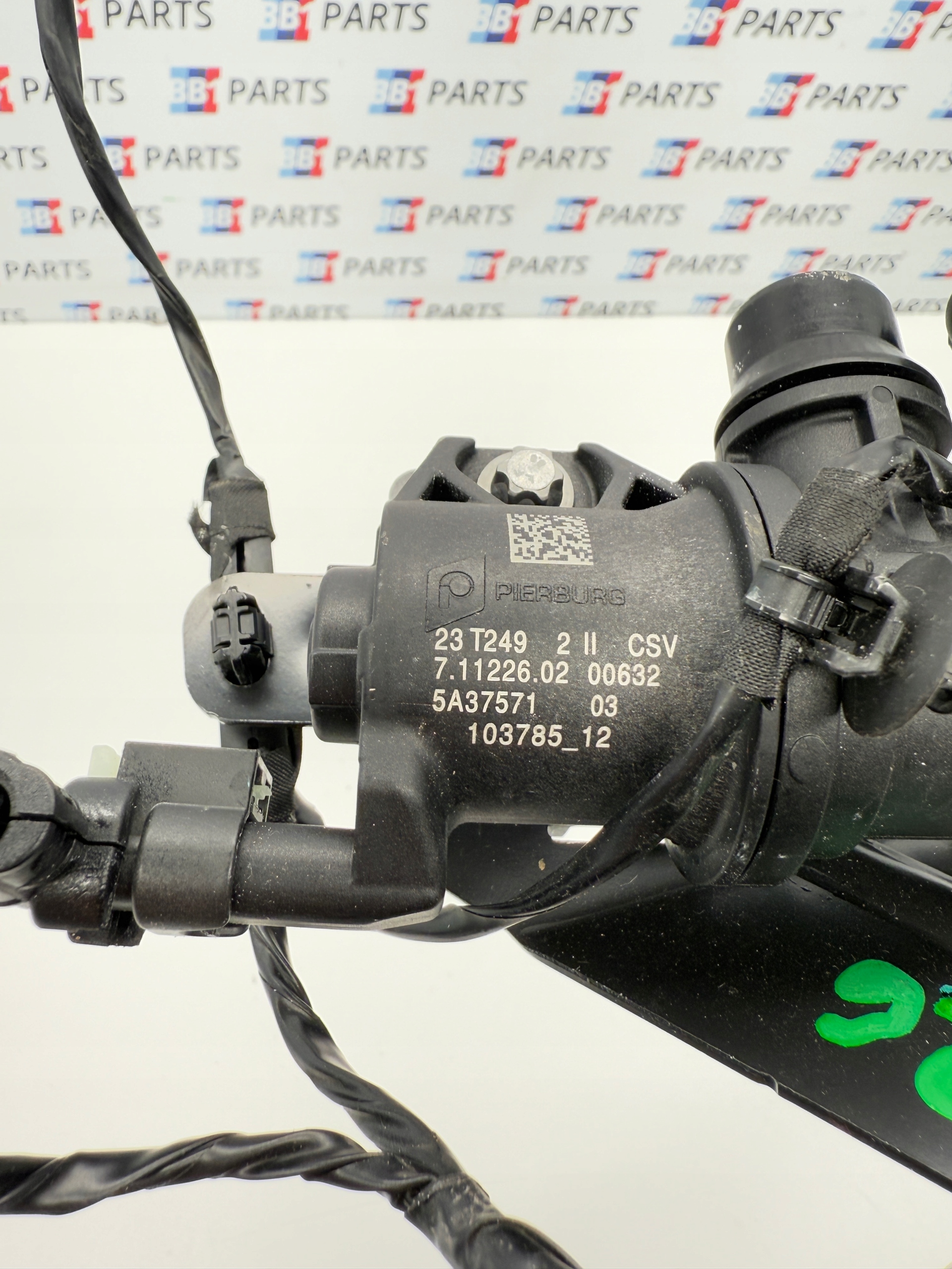 BMW I4 G26 crijevo prijenos vode ventil pumpa 5A37571 8475686
