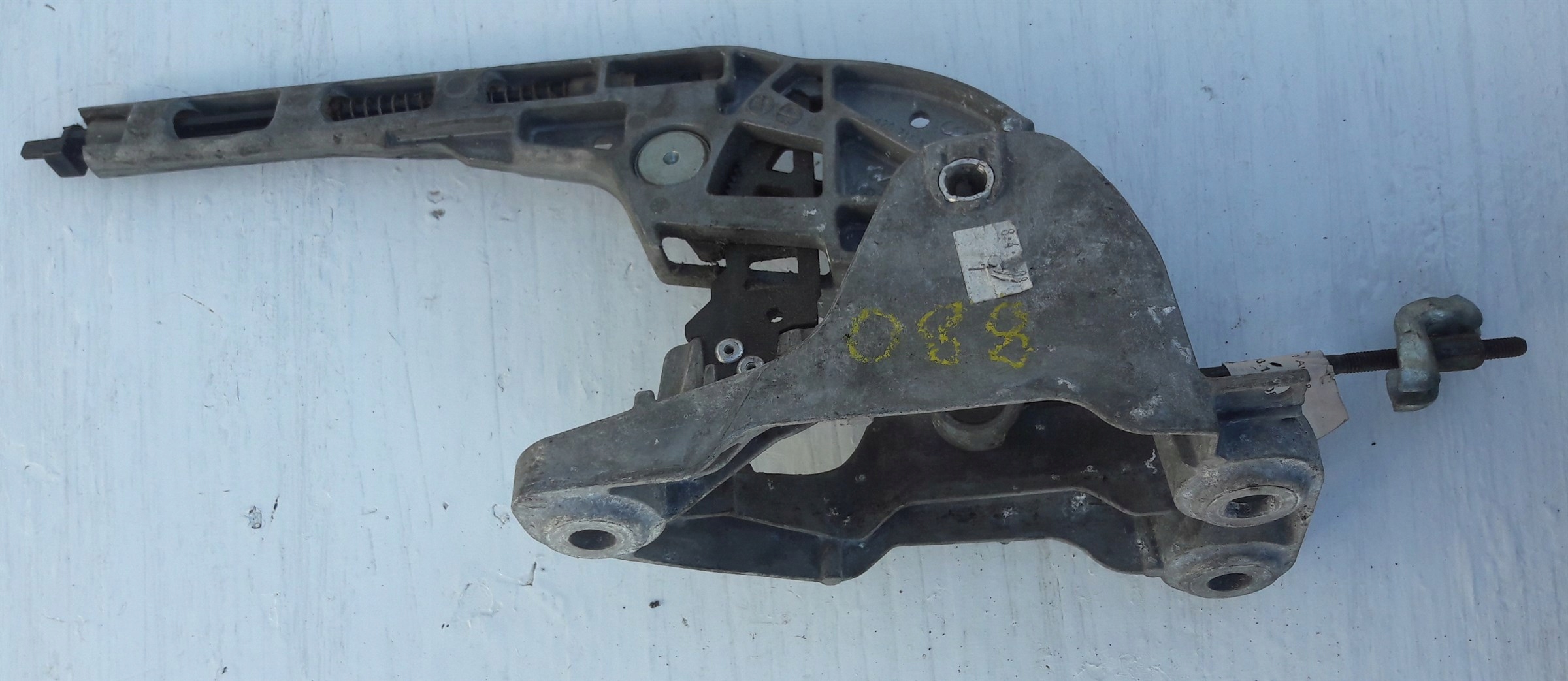 Важіль ручного гальма AUDI R8 420 420711305A