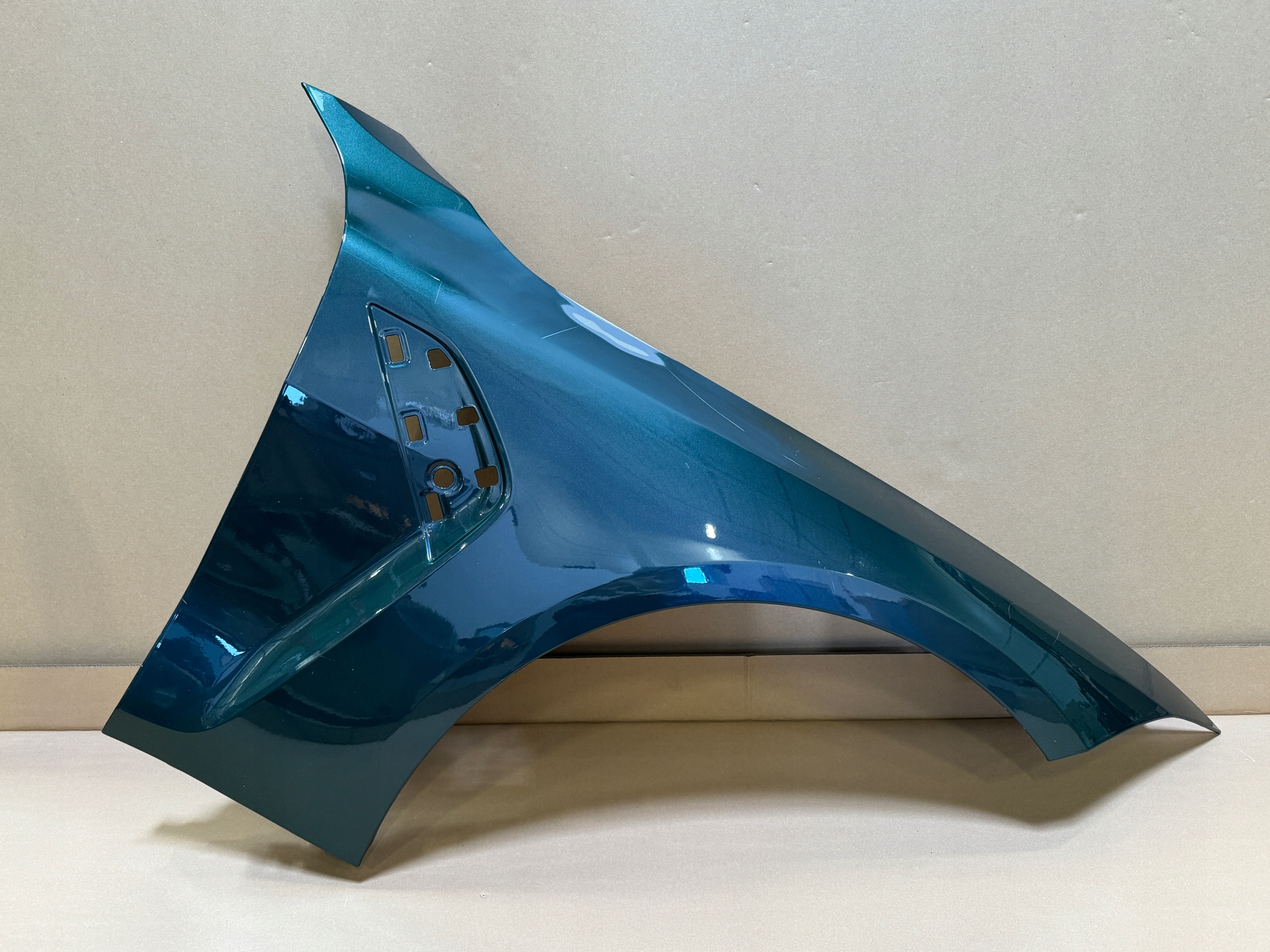 BMW M4 G82 G83 fender right front original OE 41008083536 Grun'