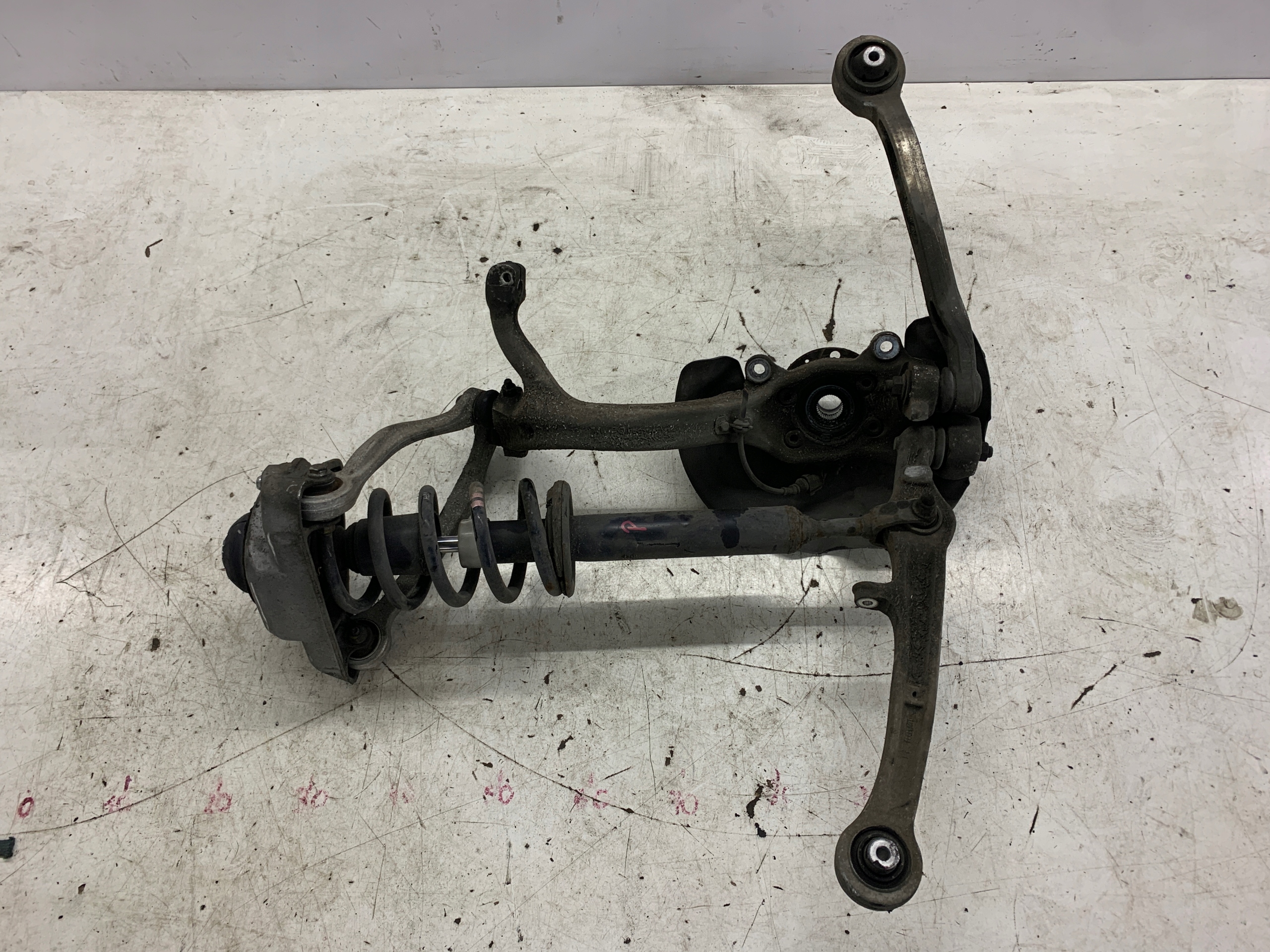 swing McPherson arm right AUDI A6 C6 LIFT (2004-2011) 2.0 TDI